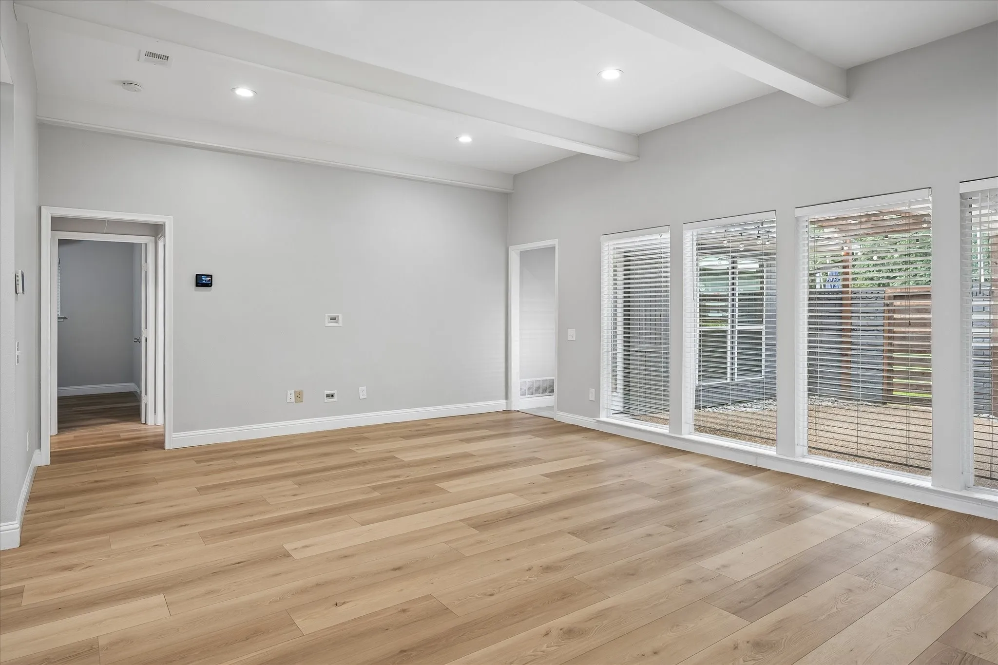Single Family Residence For Rent in Dallas County , 16817 Rustic Meadows Drive, Dallas, Texas 75248, 3 Bedroom, 3 Bathroom, 2 Garage spaces, 2,190 Sqft, built in 1977, mls#21400902, Real Estate Agent in Dallas, Homes For Rent in Dallas county, Homes For Rent in Dallas, Realtor in Dallas Texas, Real Estate Brokerage Independent Realty Texas, Luminita Cordes Realtor