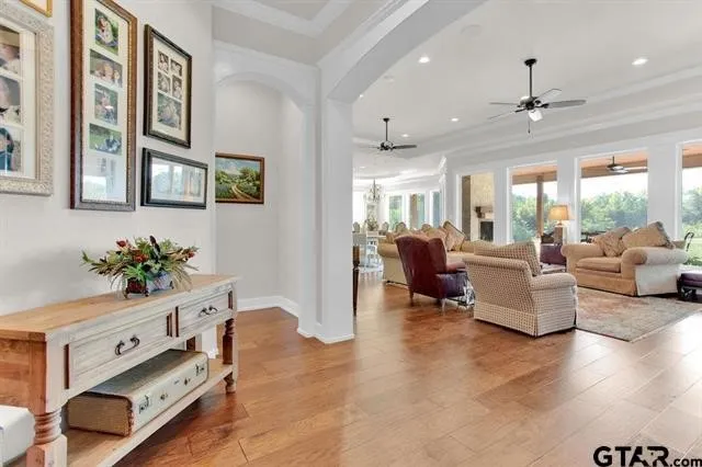 Single Family Residence For Sale in Smith County , 66 S Ryder Cup Trail, Hideaway, Texas 75771, 3 Bedroom, 4 Bathroom, 2 Garage spaces, 3,629 Sqft, built in 2018, mls#21401665, Real Estate Agent in Hideaway, Homes For Sale in Smith county, Homes For Sale in Hideaway, Realtor in Hideaway Texas, Real Estate Brokerage Independent Realty Texas, Luminita Cordes Realtor