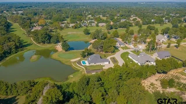 Single Family Residence For Sale in Smith County , 66 S Ryder Cup Trail, Hideaway, Texas 75771, 3 Bedroom, 4 Bathroom, 2 Garage spaces, 3,629 Sqft, built in 2018, mls#21401665, Real Estate Agent in Hideaway, Homes For Sale in Smith county, Homes For Sale in Hideaway, Realtor in Hideaway Texas, Real Estate Brokerage Independent Realty Texas, Luminita Cordes Realtor