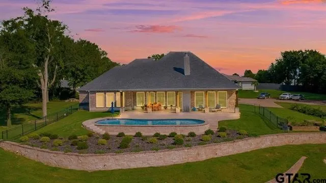 Single Family Residence For Sale in Smith County , 66 S Ryder Cup Trail, Hideaway, Texas 75771, 3 Bedroom, 4 Bathroom, 2 Garage spaces, 3,629 Sqft, built in 2018, mls#21401665, Real Estate Agent in Hideaway, Homes For Sale in Smith county, Homes For Sale in Hideaway, Realtor in Hideaway Texas, Real Estate Brokerage Independent Realty Texas, Luminita Cordes Realtor