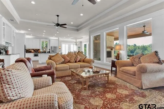 Single Family Residence For Sale in Smith County , 66 S Ryder Cup Trail, Hideaway, Texas 75771, 3 Bedroom, 4 Bathroom, 2 Garage spaces, 3,629 Sqft, built in 2018, mls#21401665, Real Estate Agent in Hideaway, Homes For Sale in Smith county, Homes For Sale in Hideaway, Realtor in Hideaway Texas, Real Estate Brokerage Independent Realty Texas, Luminita Cordes Realtor