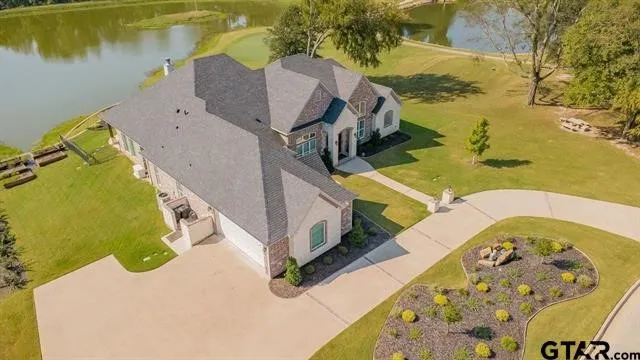 Single Family Residence For Sale in Smith County , 66 S Ryder Cup Trail, Hideaway, Texas 75771, 3 Bedroom, 4 Bathroom, 2 Garage spaces, 3,629 Sqft, built in 2018, mls#21401665, Real Estate Agent in Hideaway, Homes For Sale in Smith county, Homes For Sale in Hideaway, Realtor in Hideaway Texas, Real Estate Brokerage Independent Realty Texas, Luminita Cordes Realtor