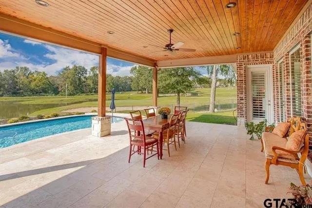 Single Family Residence For Sale in Smith County , 66 S Ryder Cup Trail, Hideaway, Texas 75771, 3 Bedroom, 4 Bathroom, 2 Garage spaces, 3,629 Sqft, built in 2018, mls#21401665, Real Estate Agent in Hideaway, Homes For Sale in Smith county, Homes For Sale in Hideaway, Realtor in Hideaway Texas, Real Estate Brokerage Independent Realty Texas, Luminita Cordes Realtor