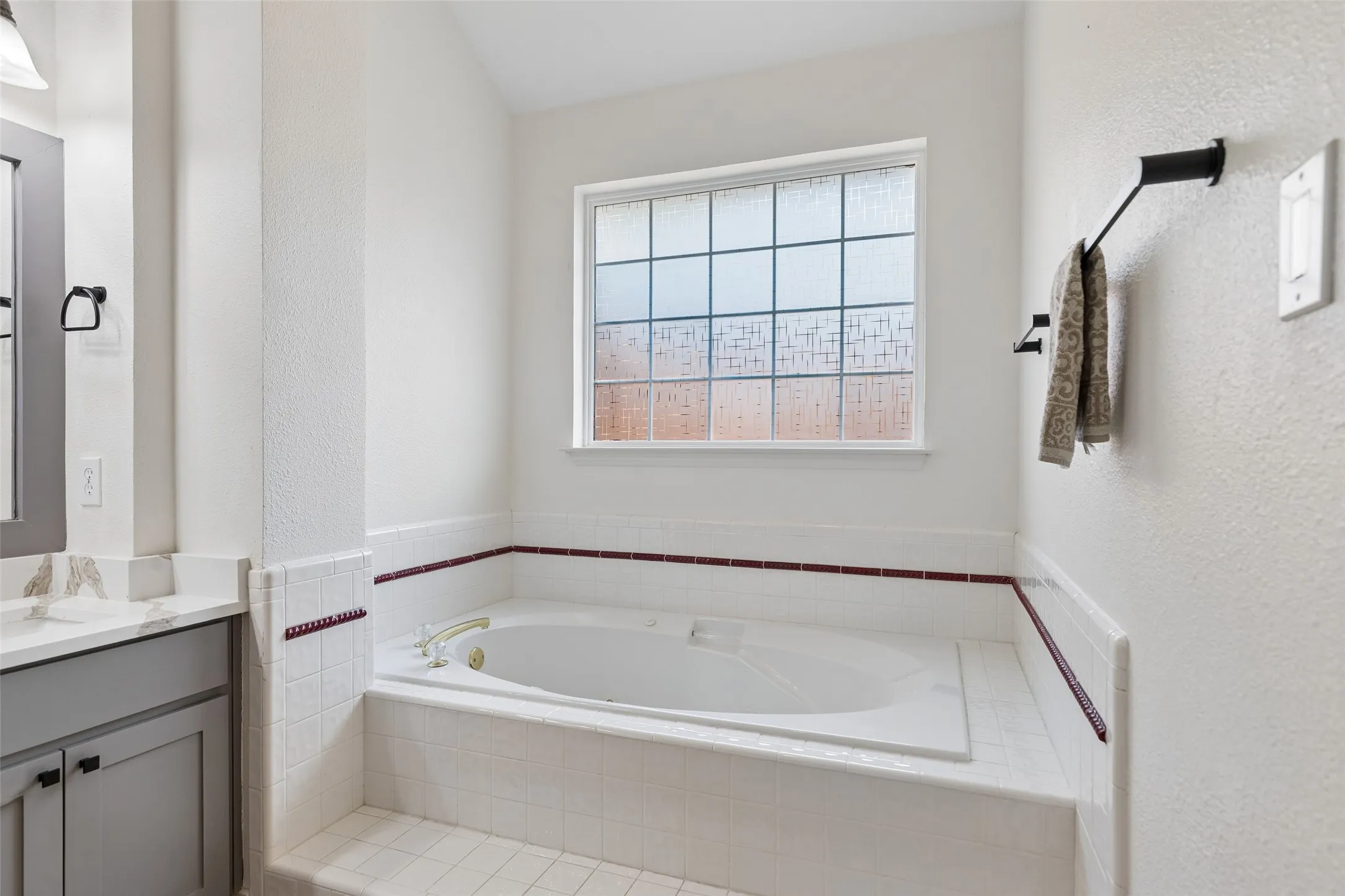 Single Family Residence For Rent in Dallas County , 849 Shorewood Drive, Coppell, Texas 75019, 5 Bedroom, 4 Bathroom, 2 Garage spaces, 3,487 Sqft, built in 1993, mls#21401958, Real Estate Agent in Coppell, Homes For Rent in Dallas county, Homes For Rent in Coppell, Realtor in Coppell Texas, Real Estate Brokerage Independent Realty Texas, Luminita Cordes Realtor