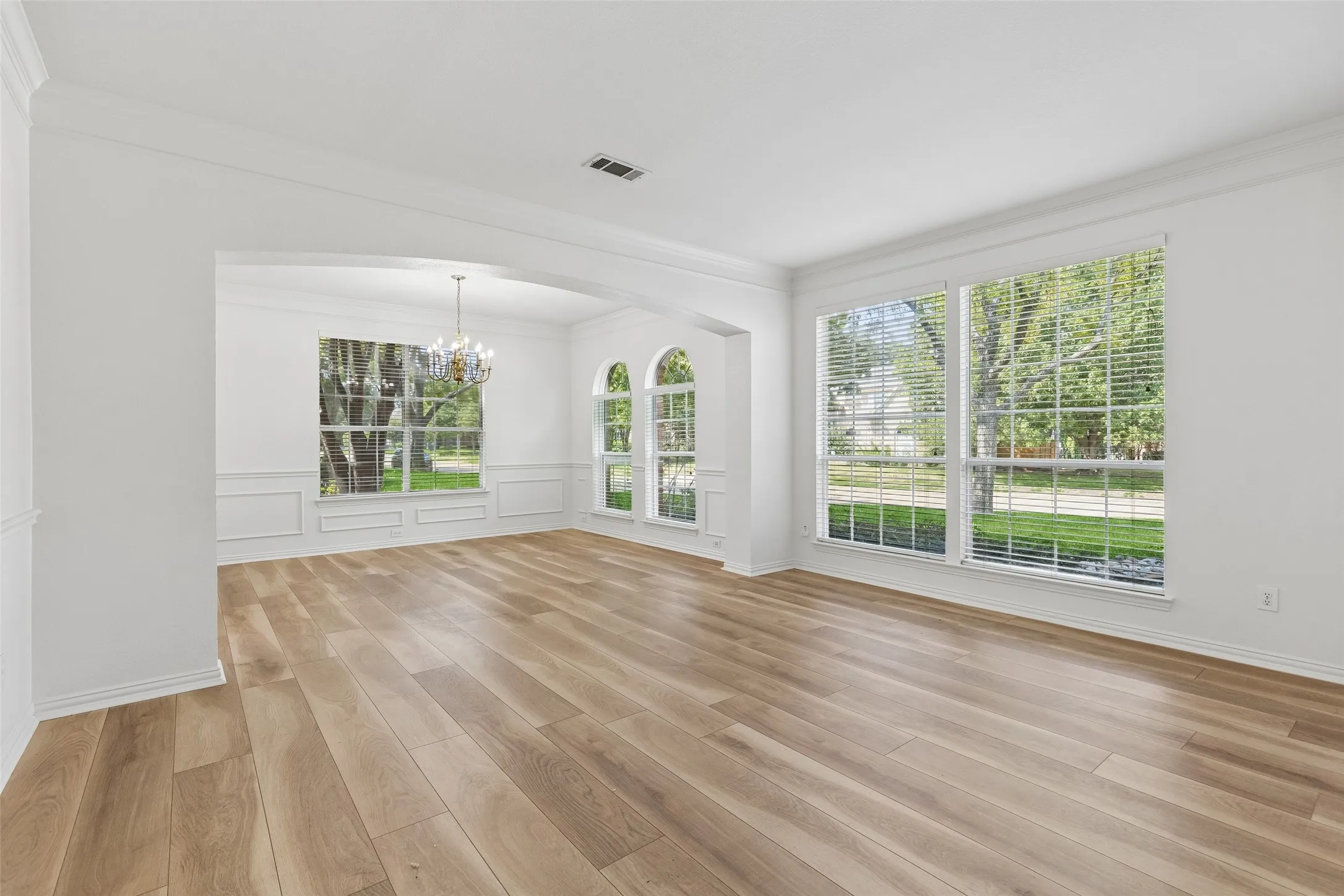 Single Family Residence For Rent in Dallas County , 849 Shorewood Drive, Coppell, Texas 75019, 5 Bedroom, 4 Bathroom, 2 Garage spaces, 3,487 Sqft, built in 1993, mls#21401958, Real Estate Agent in Coppell, Homes For Rent in Dallas county, Homes For Rent in Coppell, Realtor in Coppell Texas, Real Estate Brokerage Independent Realty Texas, Luminita Cordes Realtor