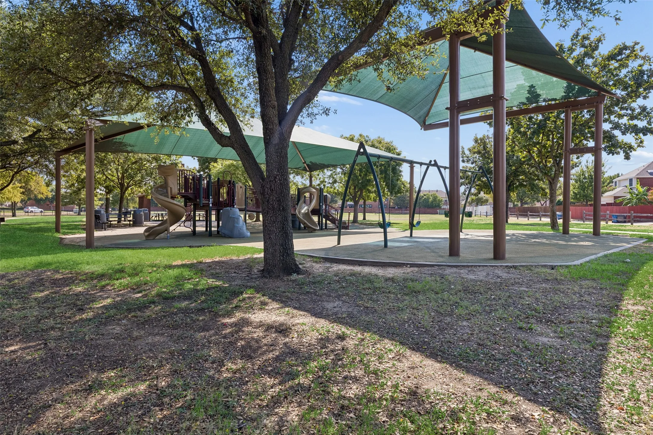 Single Family Residence For Rent in Dallas County , 849 Shorewood Drive, Coppell, Texas 75019, 5 Bedroom, 4 Bathroom, 2 Garage spaces, 3,487 Sqft, built in 1993, mls#21401958, Real Estate Agent in Coppell, Homes For Rent in Dallas county, Homes For Rent in Coppell, Realtor in Coppell Texas, Real Estate Brokerage Independent Realty Texas, Luminita Cordes Realtor