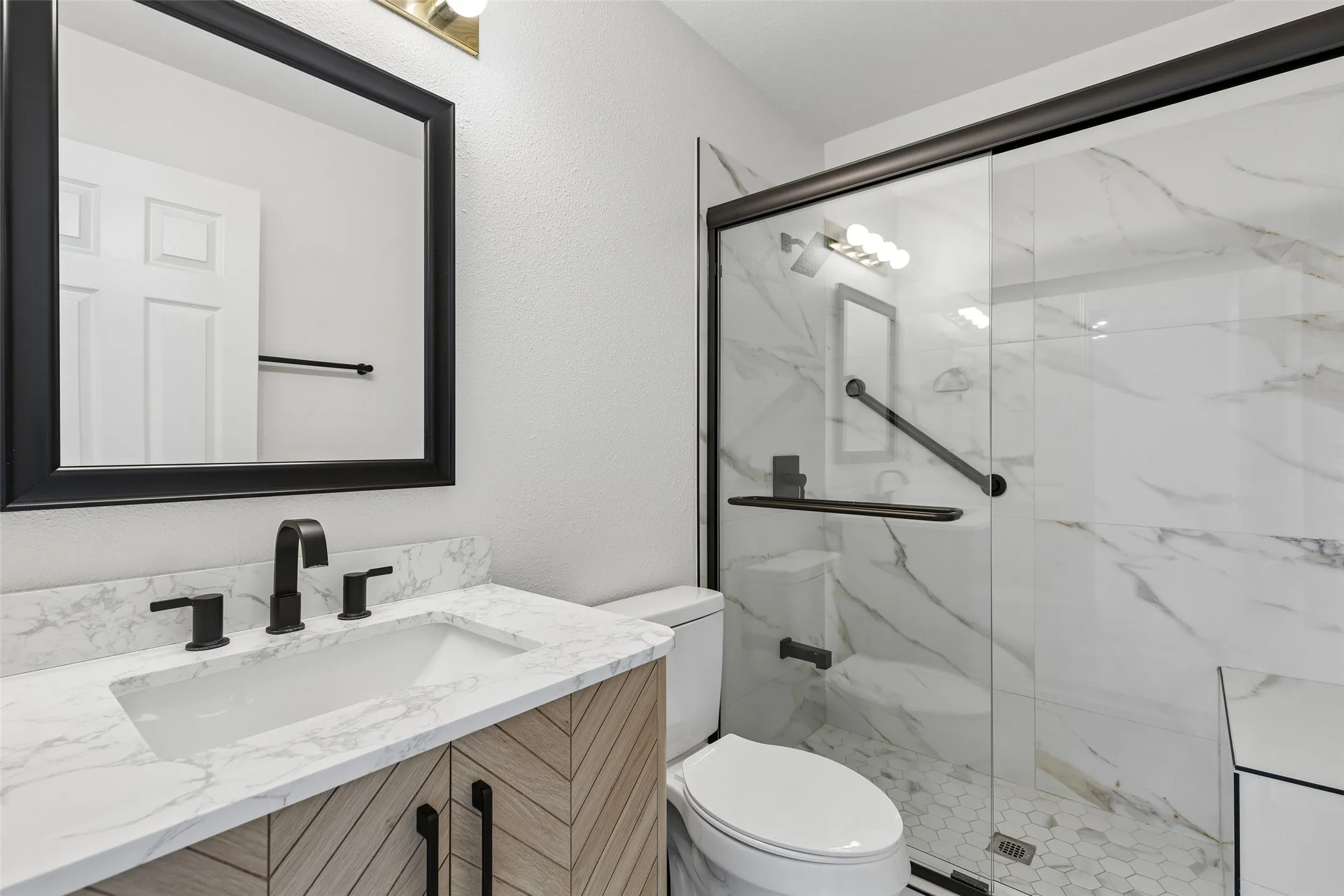 Single Family Residence For Rent in Dallas County , 849 Shorewood Drive, Coppell, Texas 75019, 5 Bedroom, 4 Bathroom, 2 Garage spaces, 3,487 Sqft, built in 1993, mls#21401958, Real Estate Agent in Coppell, Homes For Rent in Dallas county, Homes For Rent in Coppell, Realtor in Coppell Texas, Real Estate Brokerage Independent Realty Texas, Luminita Cordes Realtor