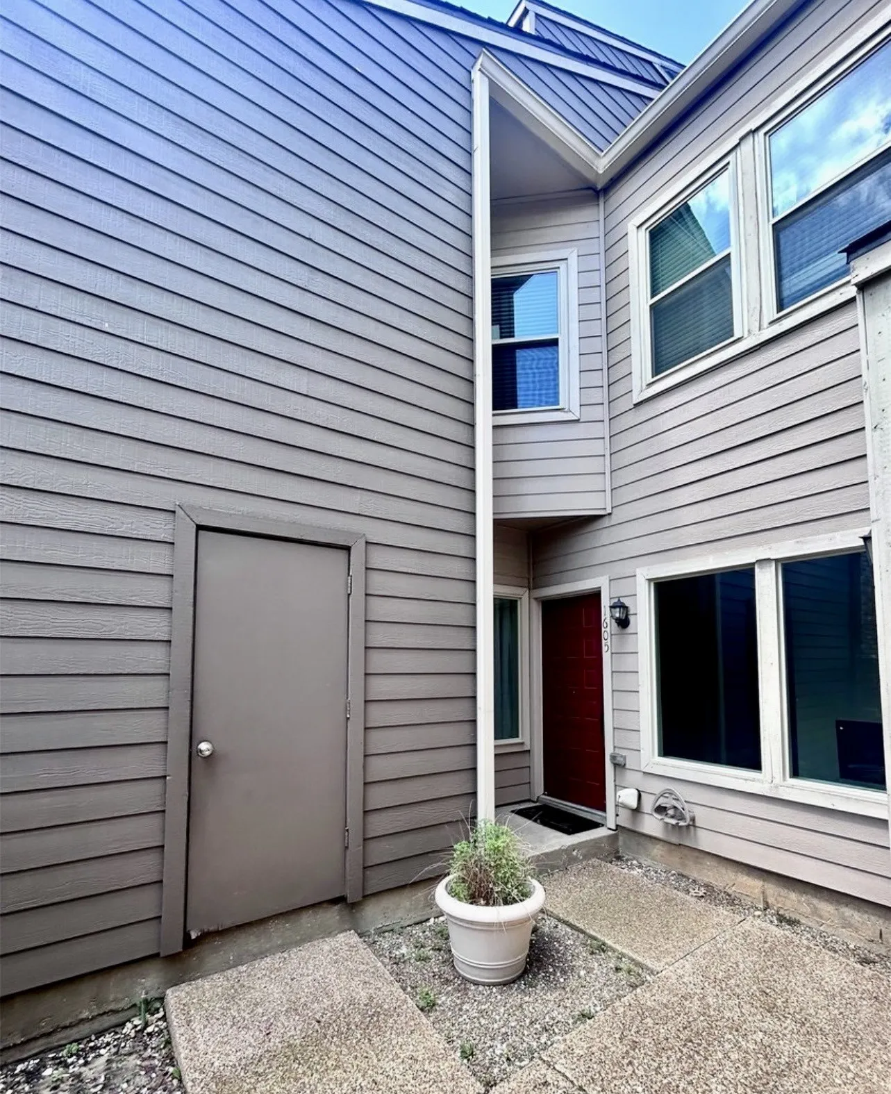 Condominium For Sale in Dallas County , 5616 Preston Oaks Road 1605, Dallas, Texas 75254, 1 Bedroom, 1 Bathroom, 1 Garage spaces, 844 Sqft, built in 1982, mls#21400857, Real Estate Agent in Dallas, Homes For Sale in Dallas county, Homes For Sale in Dallas, Realtor in Dallas Texas, Real Estate Brokerage Independent Realty Texas, Luminita Cordes Realtor