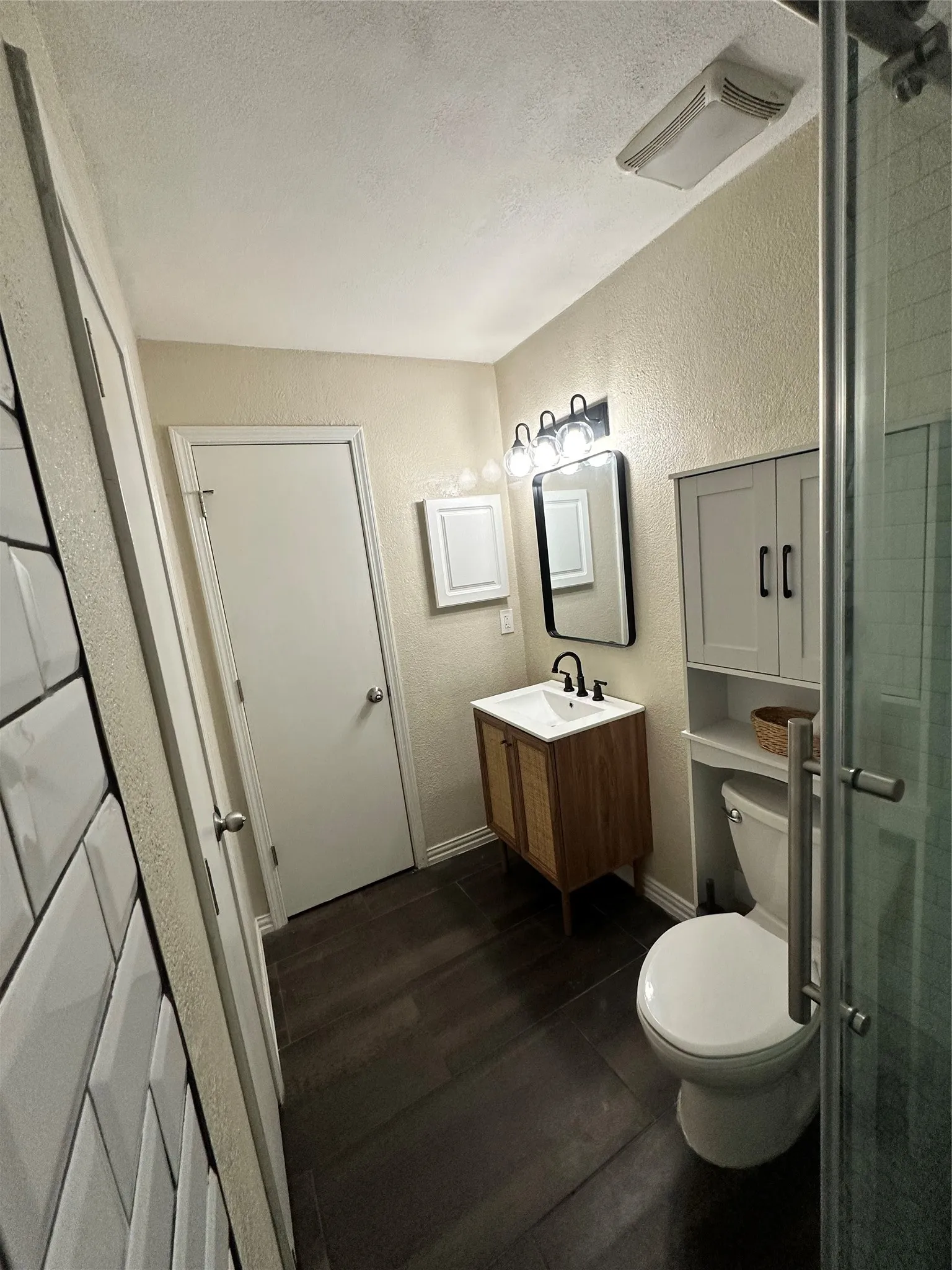 Condominium For Sale in Dallas County , 5616 Preston Oaks Road 1605, Dallas, Texas 75254, 1 Bedroom, 1 Bathroom, 1 Garage spaces, 844 Sqft, built in 1982, mls#21400857, Real Estate Agent in Dallas, Homes For Sale in Dallas county, Homes For Sale in Dallas, Realtor in Dallas Texas, Real Estate Brokerage Independent Realty Texas, Luminita Cordes Realtor