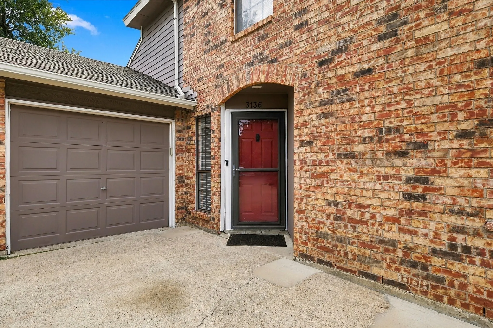 Single Family Residence For Sale in Denton County , 3136 Harbinger Lane, Dallas, Texas 75287, 2 Bedroom, 2 Bathroom, 1 Garage spaces, 1,182 Sqft, built in 1984, mls#21401487, Real Estate Agent in Dallas, Homes For Sale in Denton county, Homes For Sale in Dallas, Realtor in Dallas Texas, Real Estate Brokerage Independent Realty Texas, Luminita Cordes Realtor