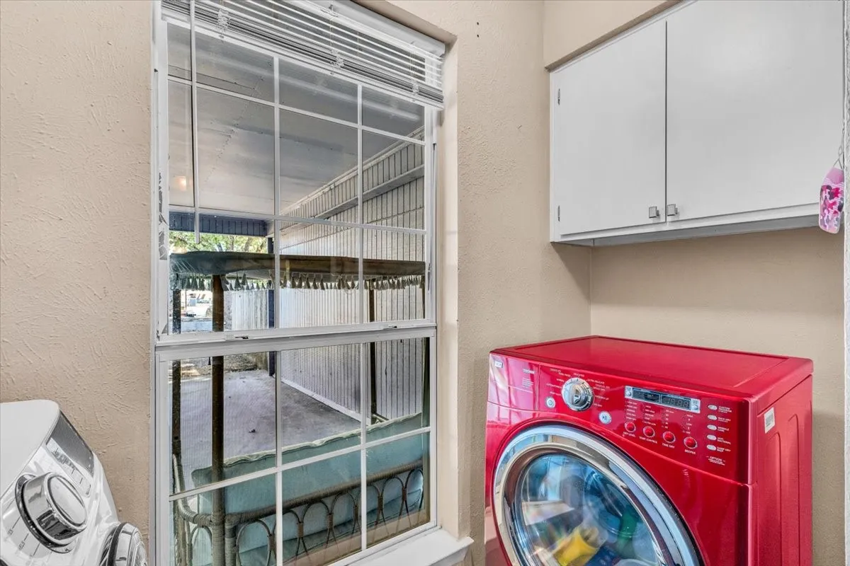 Single Family Residence For Sale in Wise County , 1217 Elm Court, Runaway Bay, Texas 76426, 2 Bedroom, 2 Bathroom, Garage spaces, 1,172 Sqft, built in 1977, mls#21401954, Real Estate Agent in Runaway Bay, Homes For Sale in Wise county, Homes For Sale in Runaway Bay, Realtor in Runaway Bay Texas, Real Estate Brokerage Independent Realty Texas, Luminita Cordes Realtor
