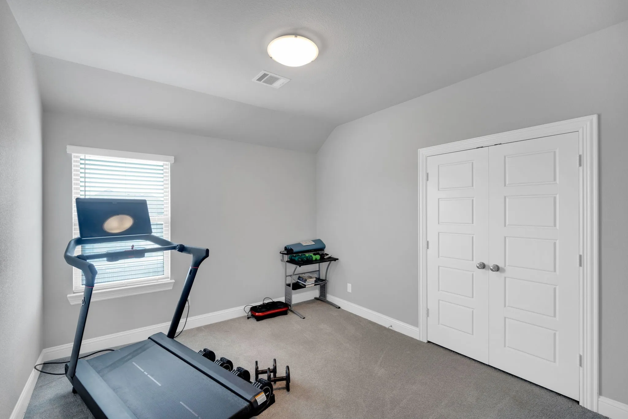Single Family Residence For Sale in Ellis County , 624 Sirius Lane, Waxahachie, Texas 75165, 4 Bedroom, 4 Bathroom, 2 Garage spaces, 3,140 Sqft, built in 2022, mls#21402041, Real Estate Agent in Waxahachie, Homes For Sale in Ellis county, Homes For Sale in Waxahachie, Realtor in Waxahachie Texas, Real Estate Brokerage Independent Realty Texas, Luminita Cordes Realtor