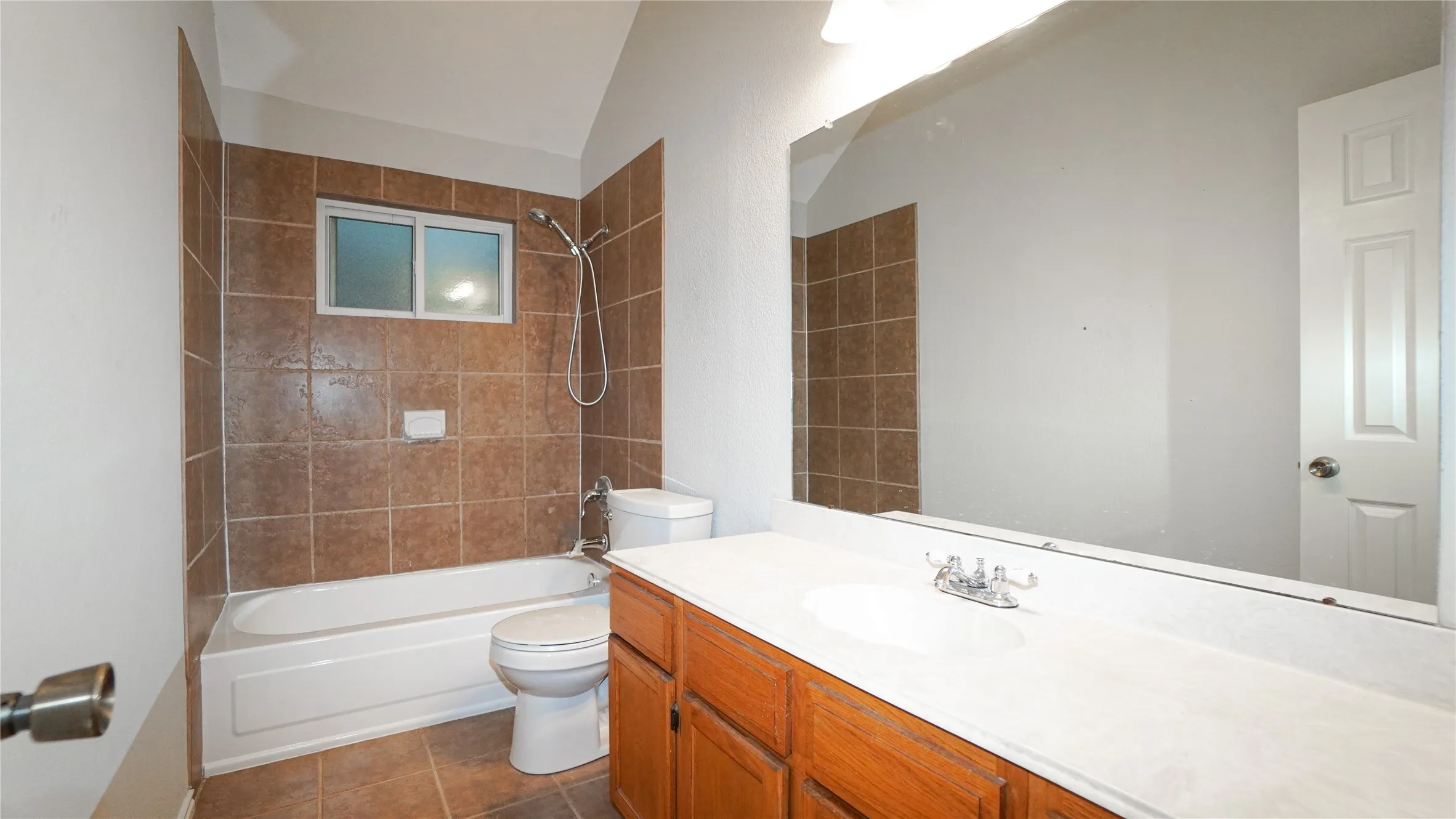 Single Family Residence For Rent in Dallas County , 2508 Hawk Drive, Mesquite, Texas 75181, 3 Bedroom, 2 Bathroom, 2 Garage spaces, 1,771 Sqft, built in 1988, mls#21401048, Real Estate Agent in Mesquite, Homes For Rent in Dallas county, Homes For Rent in Mesquite, Realtor in Mesquite Texas, Real Estate Brokerage Independent Realty Texas, Luminita Cordes Realtor