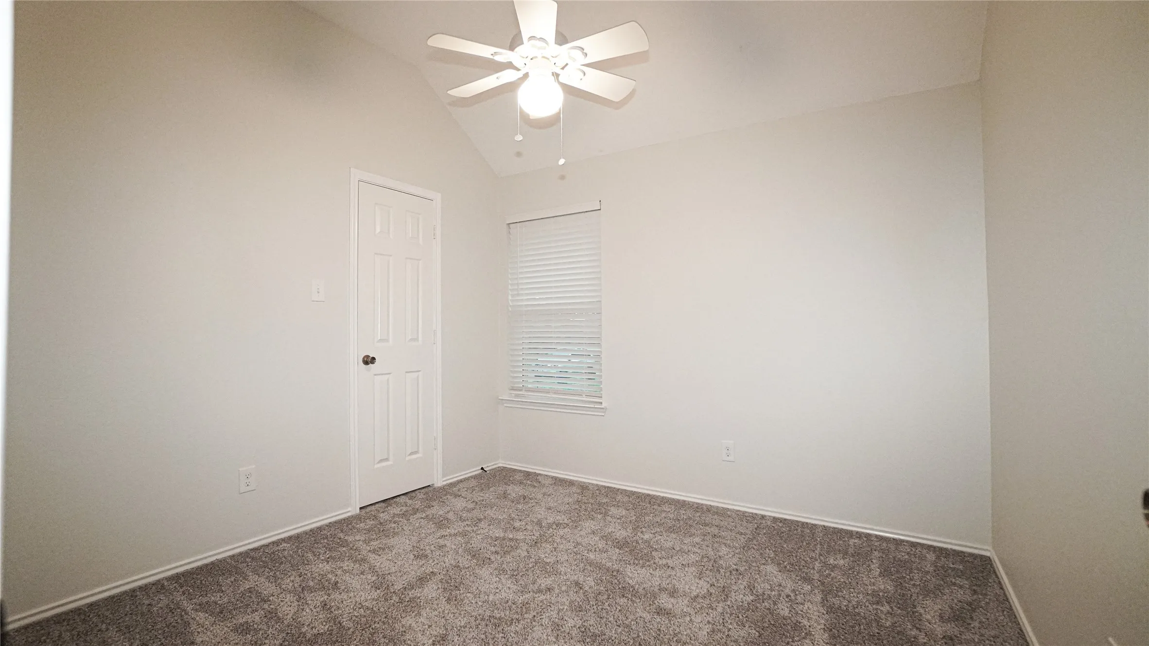 Single Family Residence For Rent in Dallas County , 2508 Hawk Drive, Mesquite, Texas 75181, 3 Bedroom, 2 Bathroom, 2 Garage spaces, 1,771 Sqft, built in 1988, mls#21401048, Real Estate Agent in Mesquite, Homes For Rent in Dallas county, Homes For Rent in Mesquite, Realtor in Mesquite Texas, Real Estate Brokerage Independent Realty Texas, Luminita Cordes Realtor