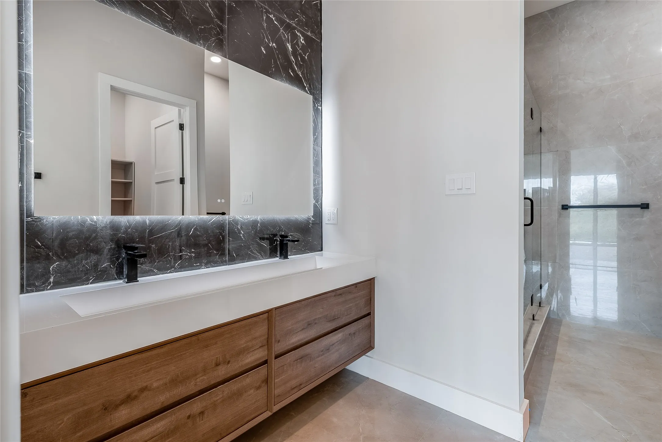 Single Family Residence For Sale in Denton County , 4581 N Shore Drive, The Colony, Texas 75056, 3 Bedroom, 4 Bathroom, 2 Garage spaces, 2,446 Sqft, built in 2026, mls#21401085, Real Estate Agent in The Colony, Homes For Sale in Denton county, Homes For Sale in The Colony, Realtor in The Colony Texas, Real Estate Brokerage Independent Realty Texas, Luminita Cordes Realtor