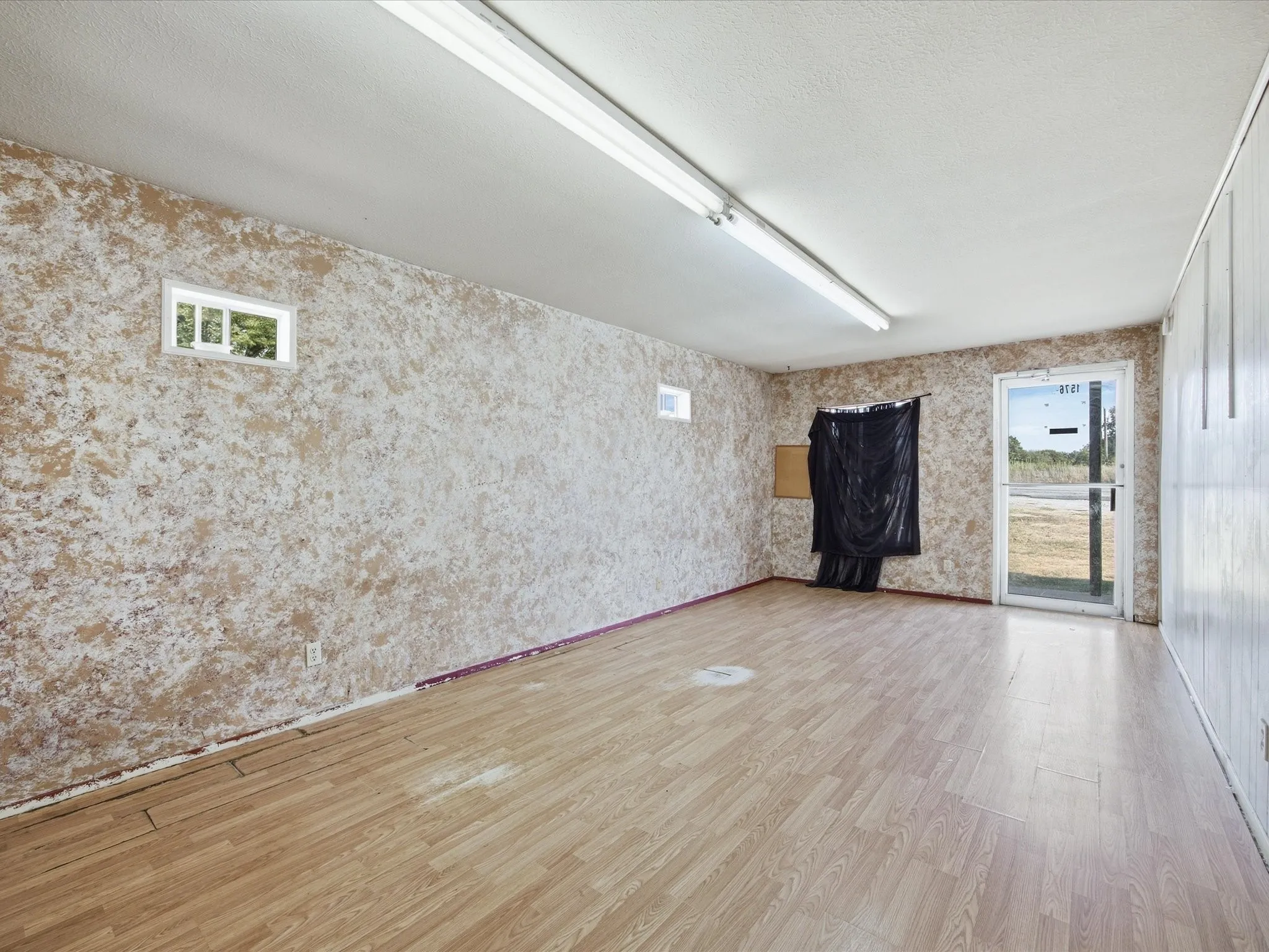 Office For Sale in Wise County , 1576 E Highway 114, Boyd, Texas 76023, 0, 0, Garage spaces, 0 Sqft, built in 0, mls#21401975, Real Estate Agent in Boyd, Homes For Sale in Wise county, Homes For Sale in Boyd, Realtor in Boyd Texas, Real Estate Brokerage Independent Realty Texas, Luminita Cordes Realtor
