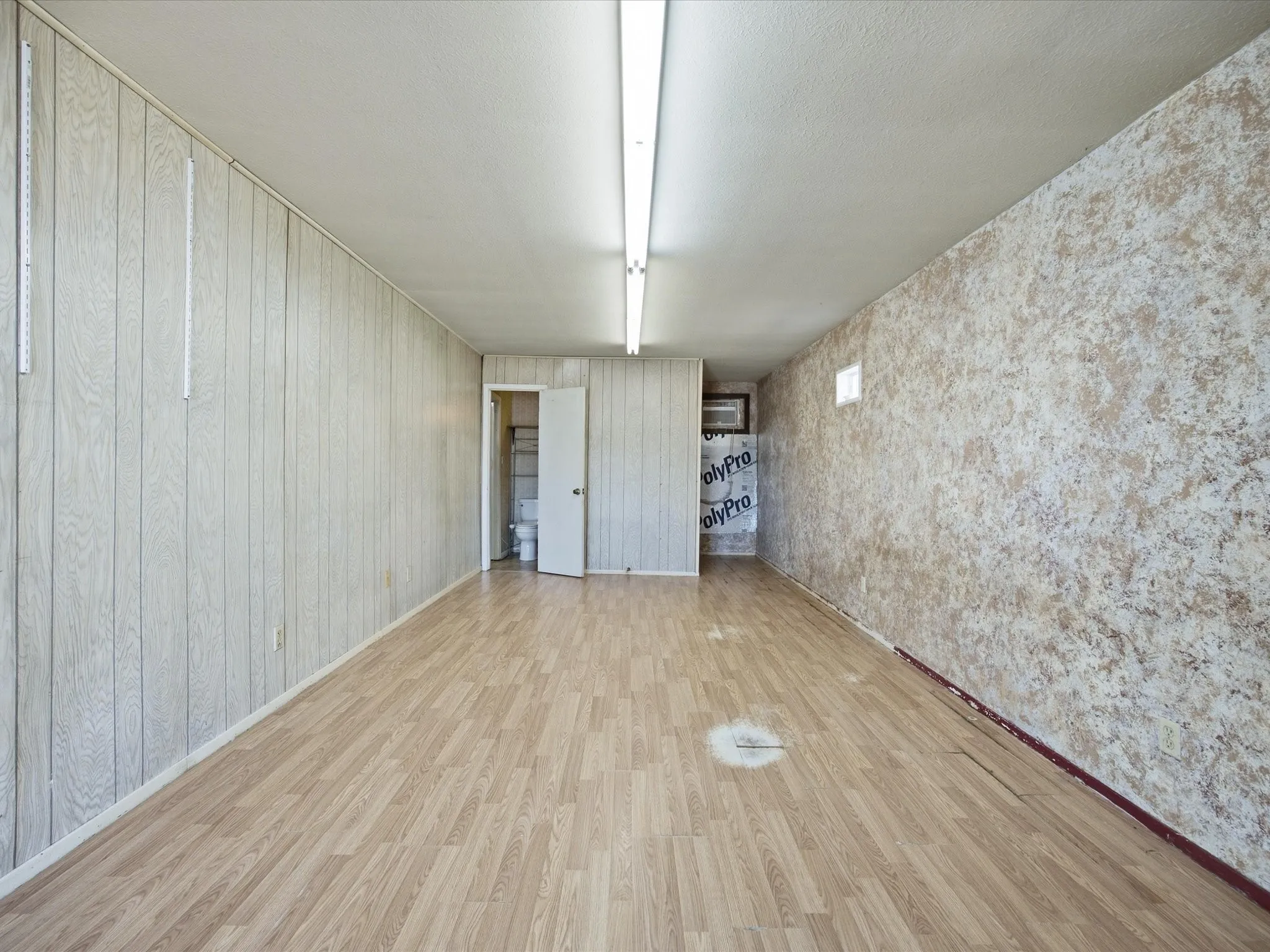 Office For Sale in Wise County , 1576 E Highway 114, Boyd, Texas 76023, 0, 0, Garage spaces, 0 Sqft, built in 0, mls#21401975, Real Estate Agent in Boyd, Homes For Sale in Wise county, Homes For Sale in Boyd, Realtor in Boyd Texas, Real Estate Brokerage Independent Realty Texas, Luminita Cordes Realtor