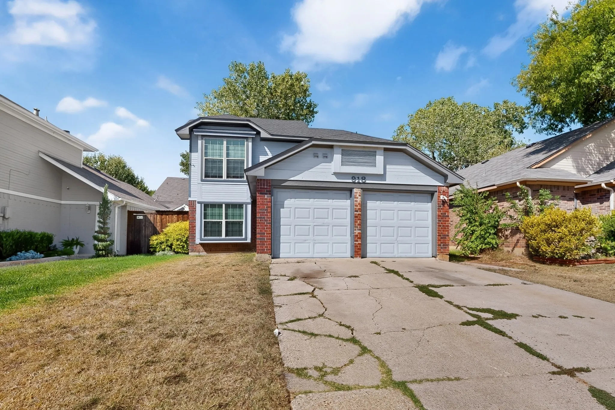 Single Family Residence For Rent in Denton County , 918 Sylvan Creek Drive, Lewisville, Texas 75067, 3 Bedroom, 2 Bathroom, 1 Garage spaces, 1,466 Sqft, built in 1985, mls#21402066, Real Estate Agent in Lewisville, Homes For Rent in Denton county, Homes For Rent in Lewisville, Realtor in Lewisville Texas, Real Estate Brokerage Independent Realty Texas, Luminita Cordes Realtor
