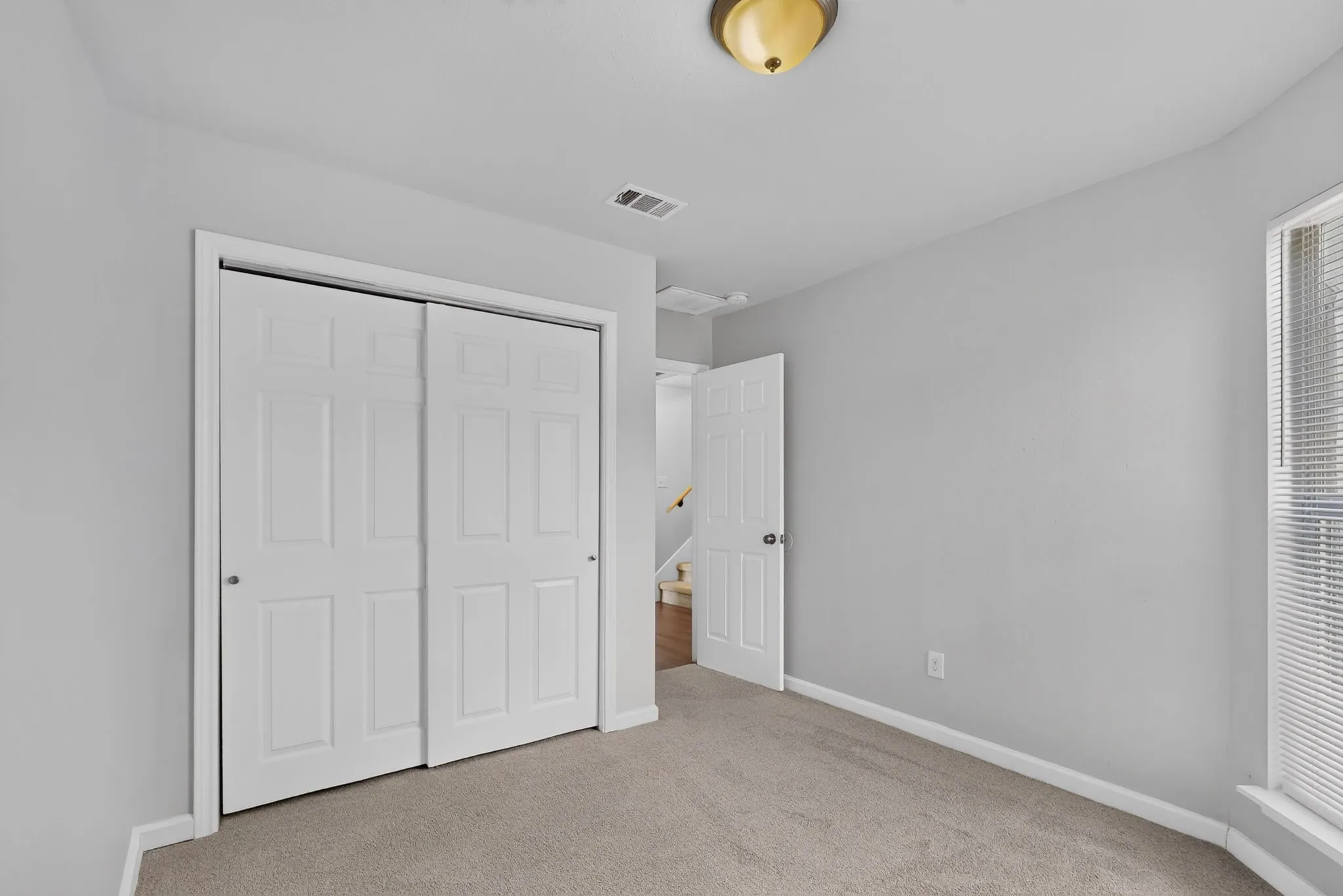 Single Family Residence For Rent in Denton County , 918 Sylvan Creek Drive, Lewisville, Texas 75067, 3 Bedroom, 2 Bathroom, 1 Garage spaces, 1,466 Sqft, built in 1985, mls#21402066, Real Estate Agent in Lewisville, Homes For Rent in Denton county, Homes For Rent in Lewisville, Realtor in Lewisville Texas, Real Estate Brokerage Independent Realty Texas, Luminita Cordes Realtor
