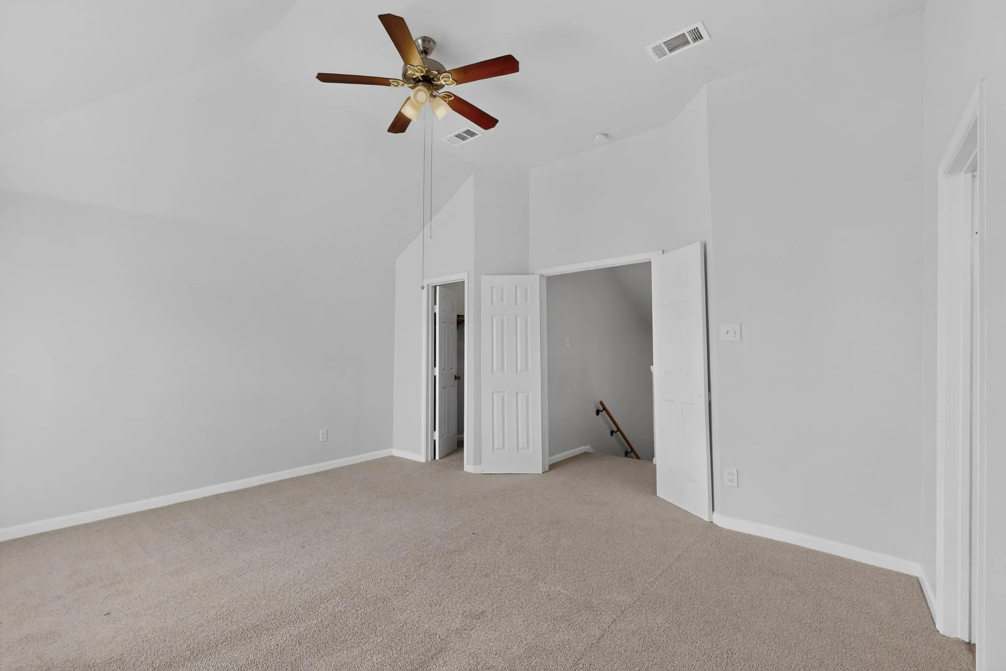 Single Family Residence For Rent in Denton County , 918 Sylvan Creek Drive, Lewisville, Texas 75067, 3 Bedroom, 2 Bathroom, 1 Garage spaces, 1,466 Sqft, built in 1985, mls#21402066, Real Estate Agent in Lewisville, Homes For Rent in Denton county, Homes For Rent in Lewisville, Realtor in Lewisville Texas, Real Estate Brokerage Independent Realty Texas, Luminita Cordes Realtor