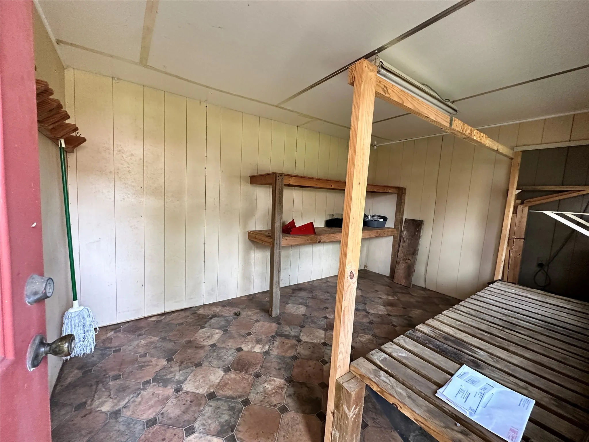 Single Family Residence For Rent in Navarro County , 120 W Drane Avenue, Corsicana, Texas 75110, 3 Bedroom, 2 Bathroom, 2 Garage spaces, 1,476 Sqft, built in 1976, mls#21402069, Real Estate Agent in Corsicana, Homes For Rent in Navarro county, Homes For Rent in Corsicana, Realtor in Corsicana Texas, Real Estate Brokerage Independent Realty Texas, Luminita Cordes Realtor