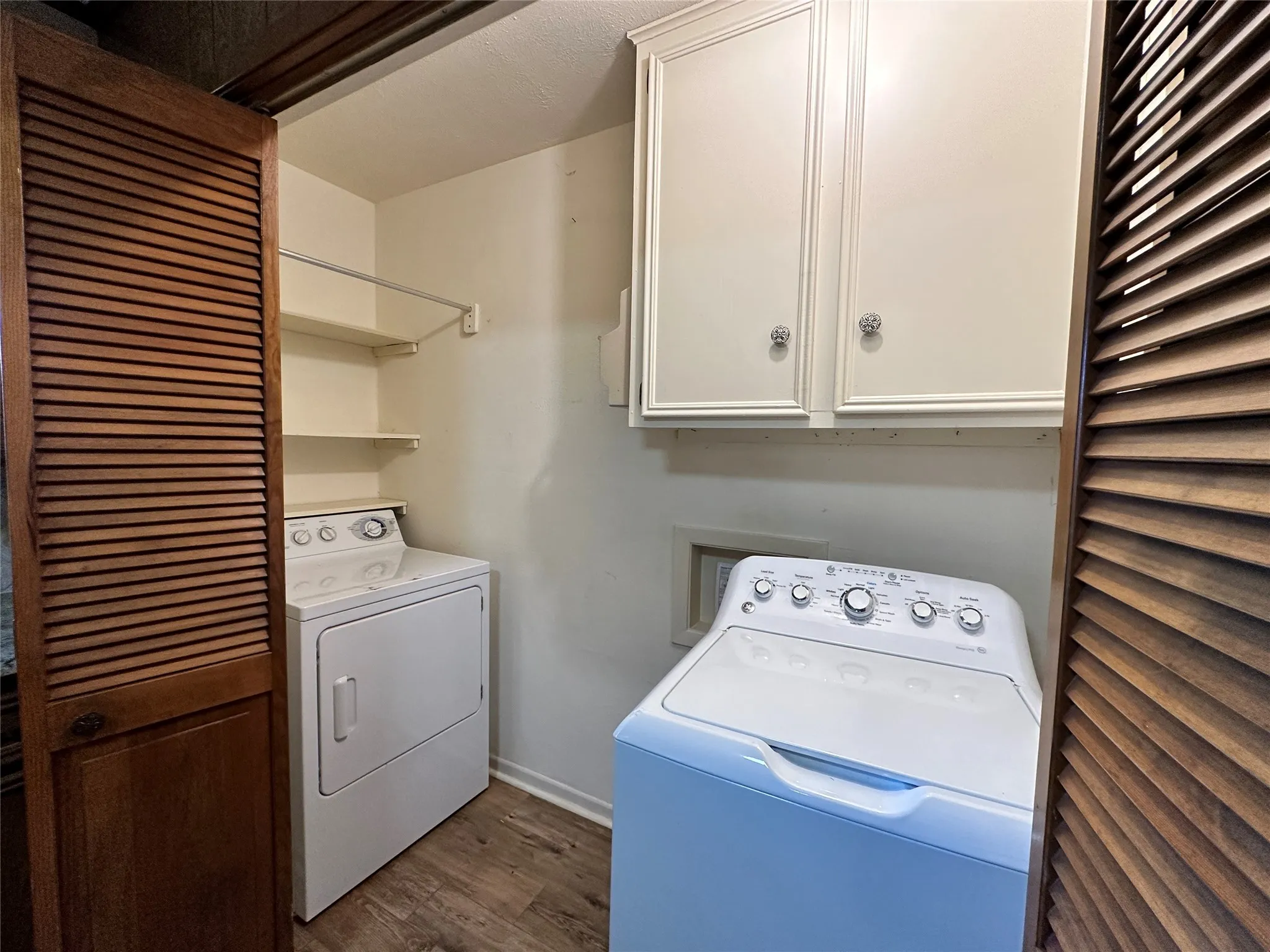 Single Family Residence For Rent in Navarro County , 120 W Drane Avenue, Corsicana, Texas 75110, 3 Bedroom, 2 Bathroom, 2 Garage spaces, 1,476 Sqft, built in 1976, mls#21402069, Real Estate Agent in Corsicana, Homes For Rent in Navarro county, Homes For Rent in Corsicana, Realtor in Corsicana Texas, Real Estate Brokerage Independent Realty Texas, Luminita Cordes Realtor