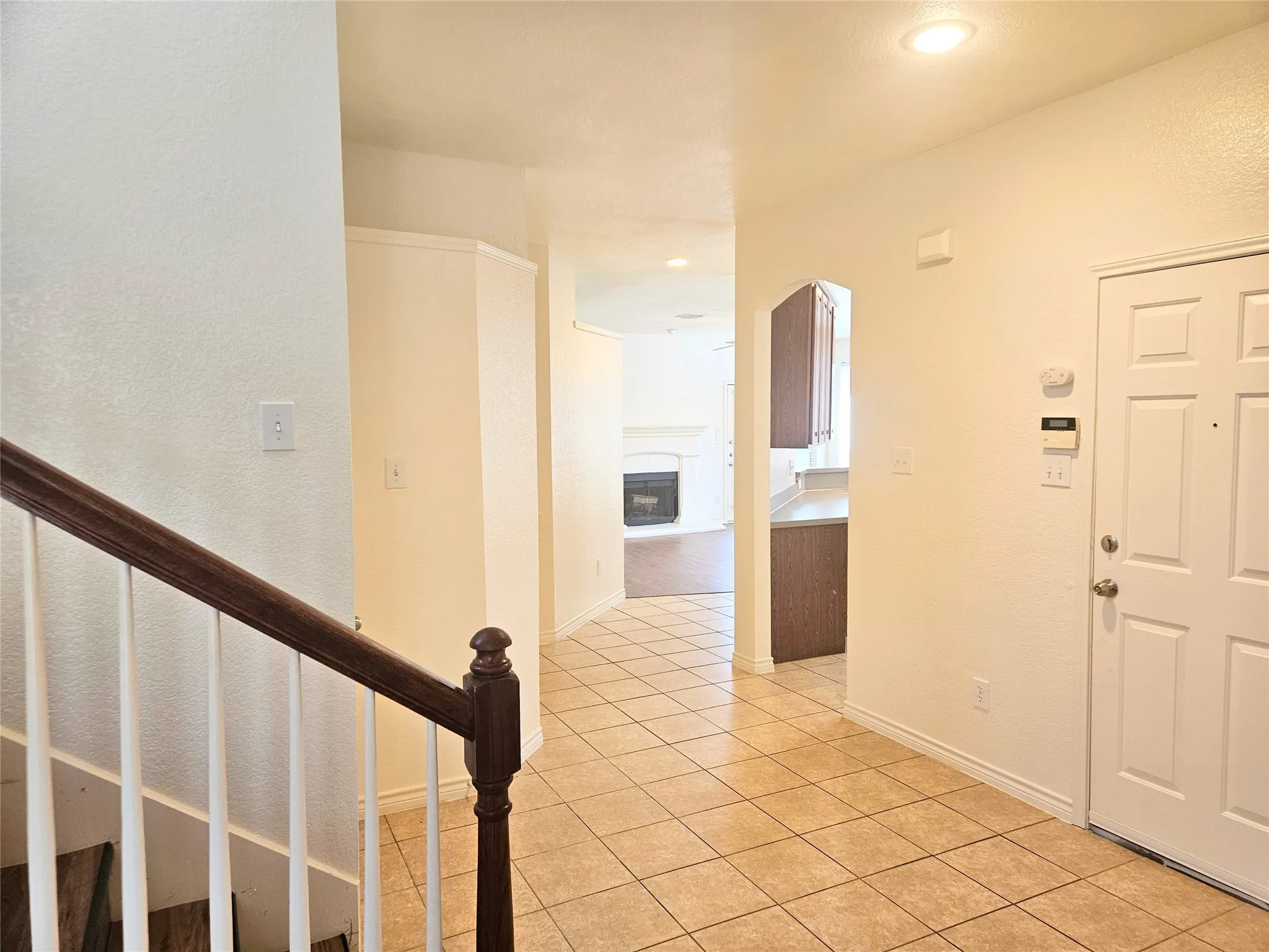Single Family Residence For Rent in Tarrant County , 4260 Sweet Clover Lane, Fort Worth, Texas 76036, 3 Bedroom, 3 Bathroom, 2 Garage spaces, 2,295 Sqft, built in 2006, mls#21402070, Real Estate Agent in Fort Worth, Homes For Rent in Tarrant county, Homes For Rent in Fort Worth, Realtor in Fort Worth Texas, Real Estate Brokerage Independent Realty Texas, Luminita Cordes Realtor