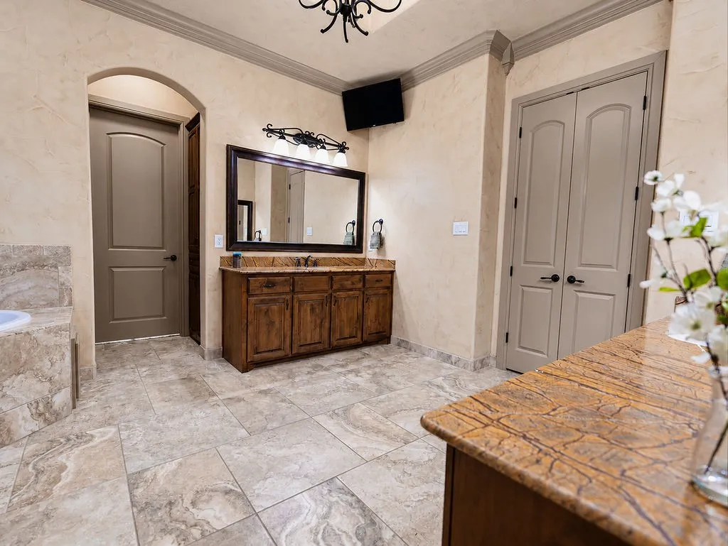 Single Family Residence For Sale in Tarrant County , 1403 Eleanor Rigby Lane, Mansfield, Texas 76063, 4 Bedroom, 5 Bathroom, 3 Garage spaces, 5,411 Sqft, built in 2012, mls#21401489, Real Estate Agent in Mansfield, Homes For Sale in Tarrant county, Homes For Sale in Mansfield, Realtor in Mansfield Texas, Real Estate Brokerage Independent Realty Texas, Luminita Cordes Realtor
