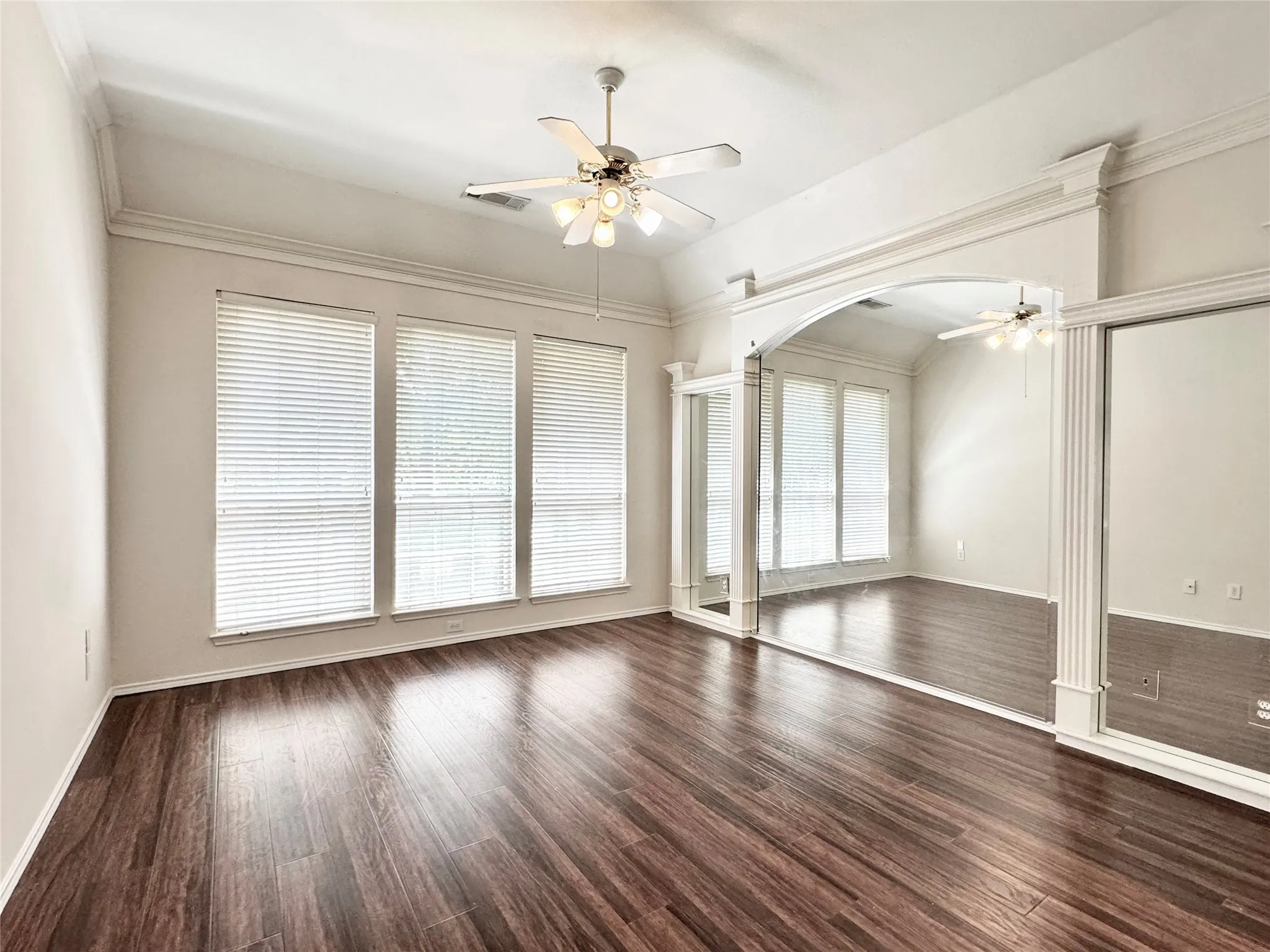 Single Family Residence For Rent in Collin County , 4704 Rockcreek Lane, Plano, Texas 75024, 3 Bedroom, 3 Bathroom, 2 Garage spaces, 2,367 Sqft, built in 1995, mls#21402074, Real Estate Agent in Plano, Homes For Rent in Collin county, Homes For Rent in Plano, Realtor in Plano Texas, Real Estate Brokerage Independent Realty Texas, Luminita Cordes Realtor