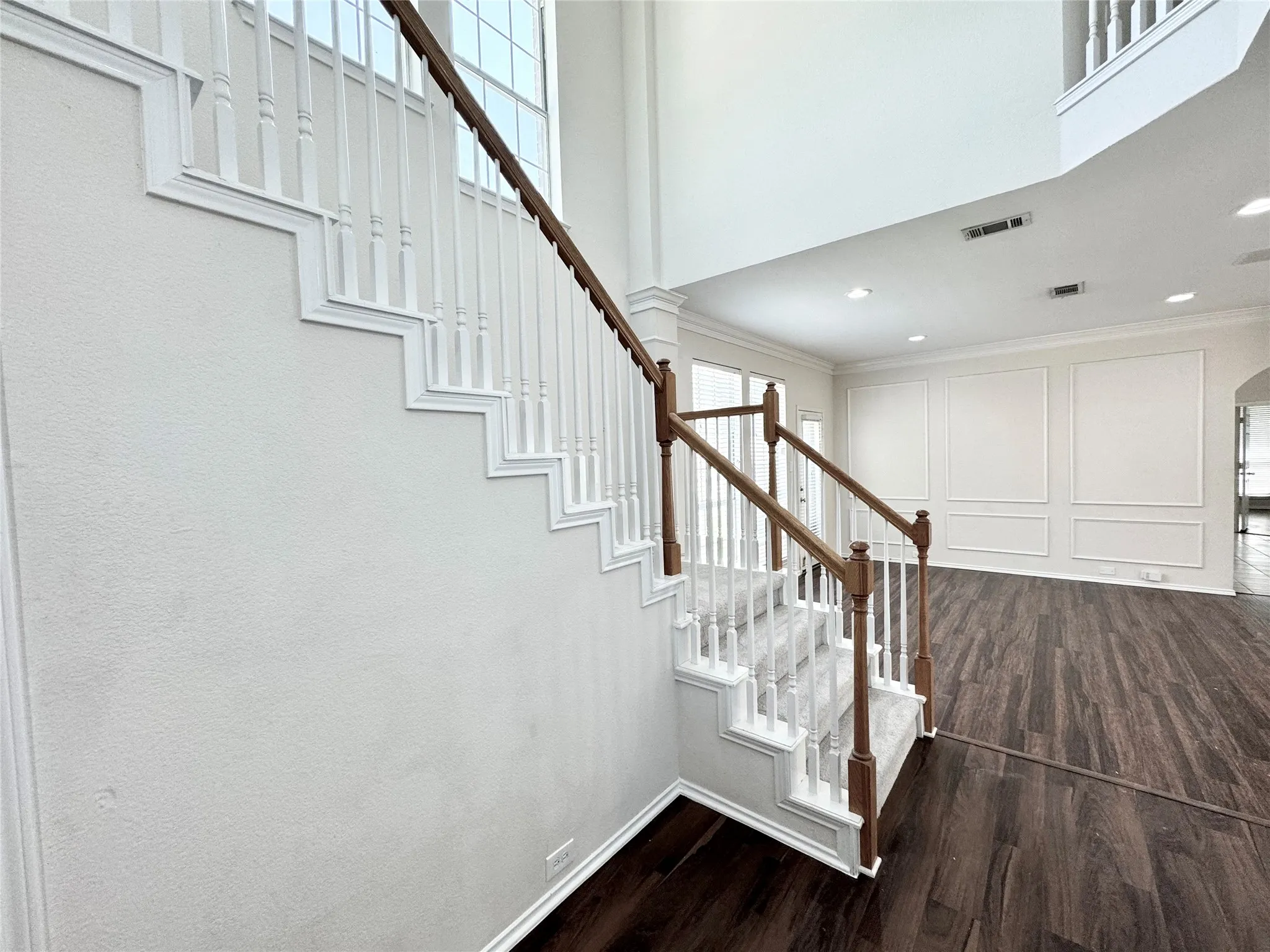 Single Family Residence For Rent in Collin County , 4704 Rockcreek Lane, Plano, Texas 75024, 3 Bedroom, 3 Bathroom, 2 Garage spaces, 2,367 Sqft, built in 1995, mls#21402074, Real Estate Agent in Plano, Homes For Rent in Collin county, Homes For Rent in Plano, Realtor in Plano Texas, Real Estate Brokerage Independent Realty Texas, Luminita Cordes Realtor