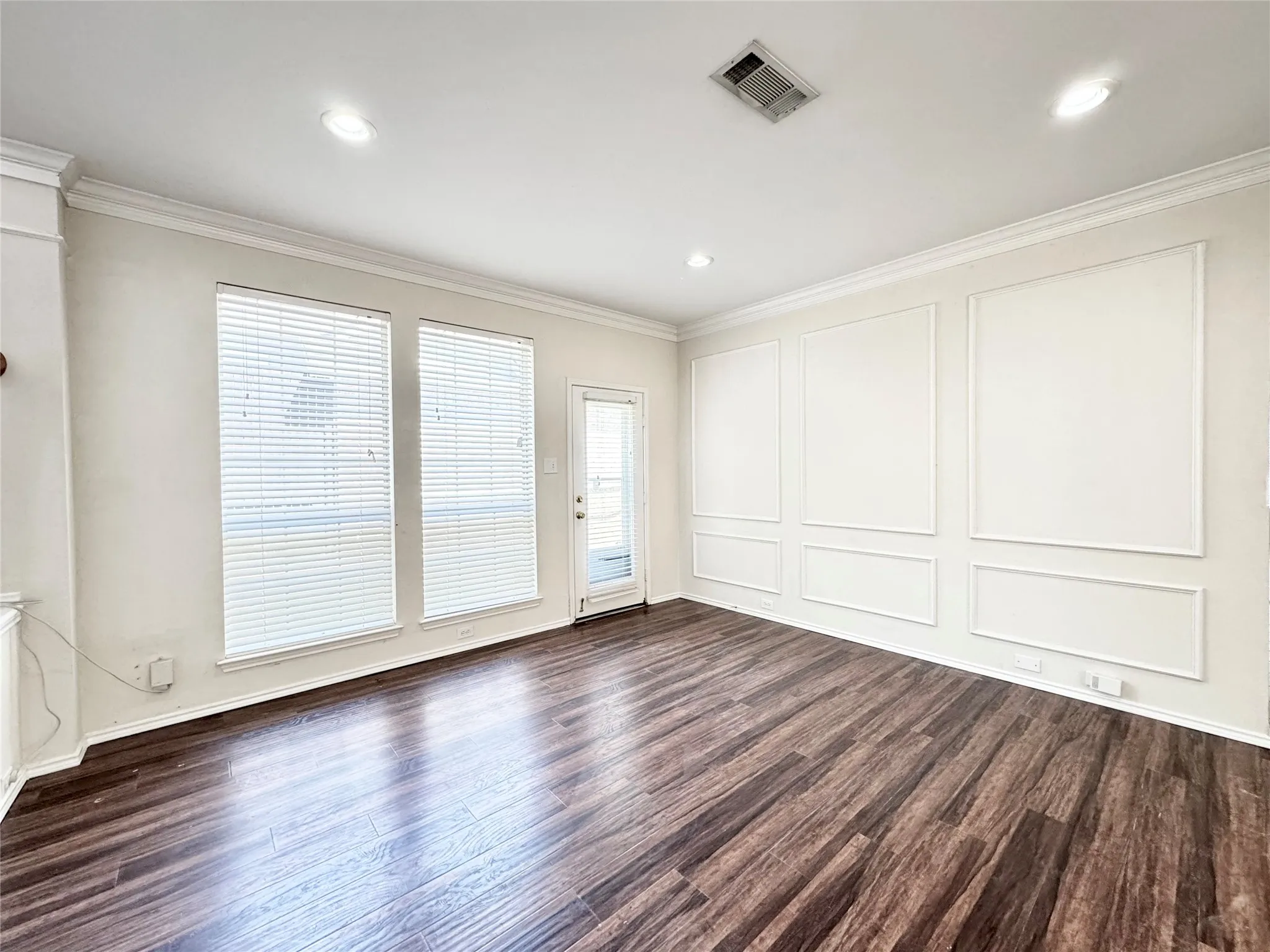 Single Family Residence For Rent in Collin County , 4704 Rockcreek Lane, Plano, Texas 75024, 3 Bedroom, 3 Bathroom, 2 Garage spaces, 2,367 Sqft, built in 1995, mls#21402074, Real Estate Agent in Plano, Homes For Rent in Collin county, Homes For Rent in Plano, Realtor in Plano Texas, Real Estate Brokerage Independent Realty Texas, Luminita Cordes Realtor