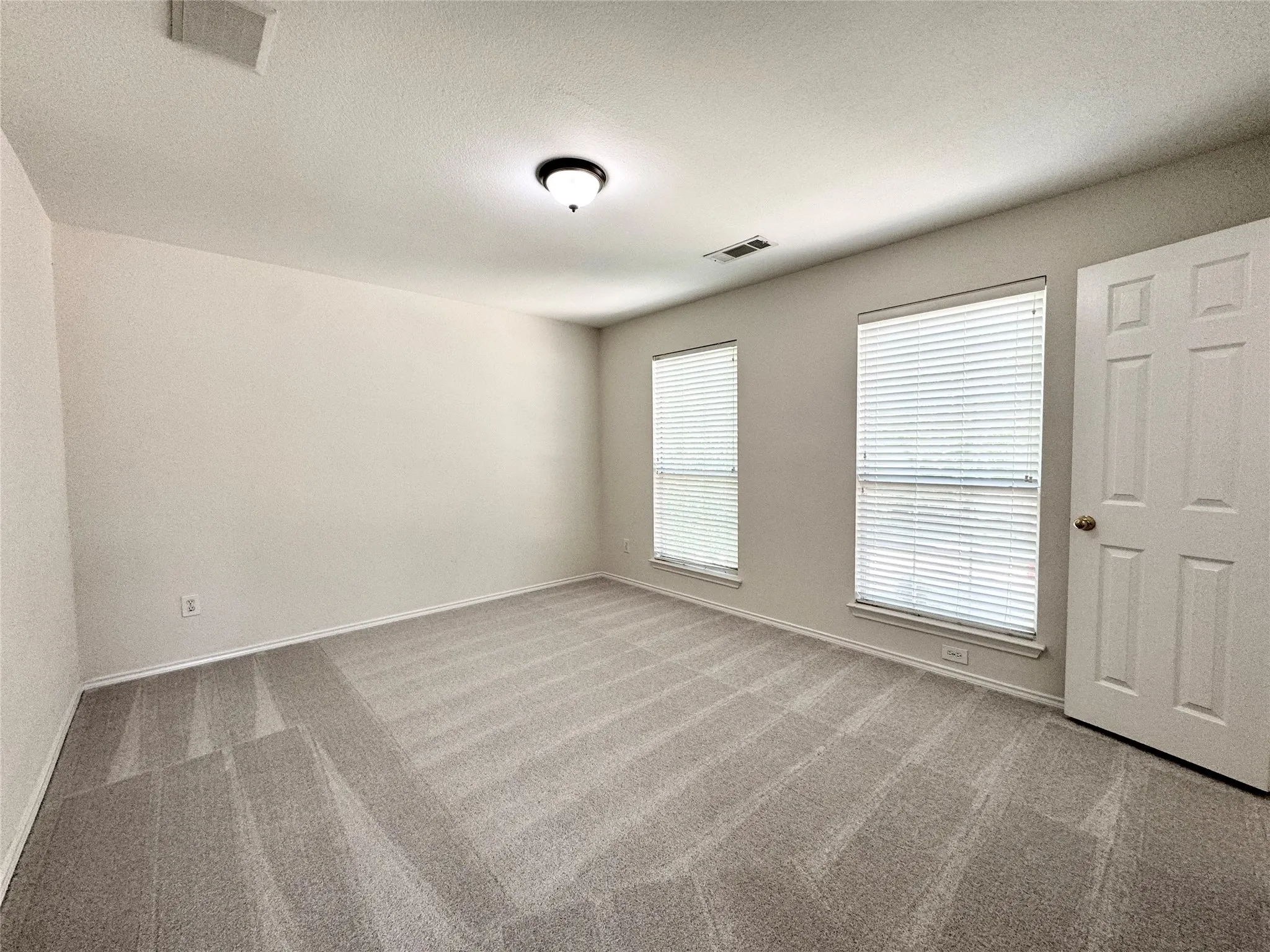Single Family Residence For Rent in Collin County , 4704 Rockcreek Lane, Plano, Texas 75024, 3 Bedroom, 3 Bathroom, 2 Garage spaces, 2,367 Sqft, built in 1995, mls#21402074, Real Estate Agent in Plano, Homes For Rent in Collin county, Homes For Rent in Plano, Realtor in Plano Texas, Real Estate Brokerage Independent Realty Texas, Luminita Cordes Realtor