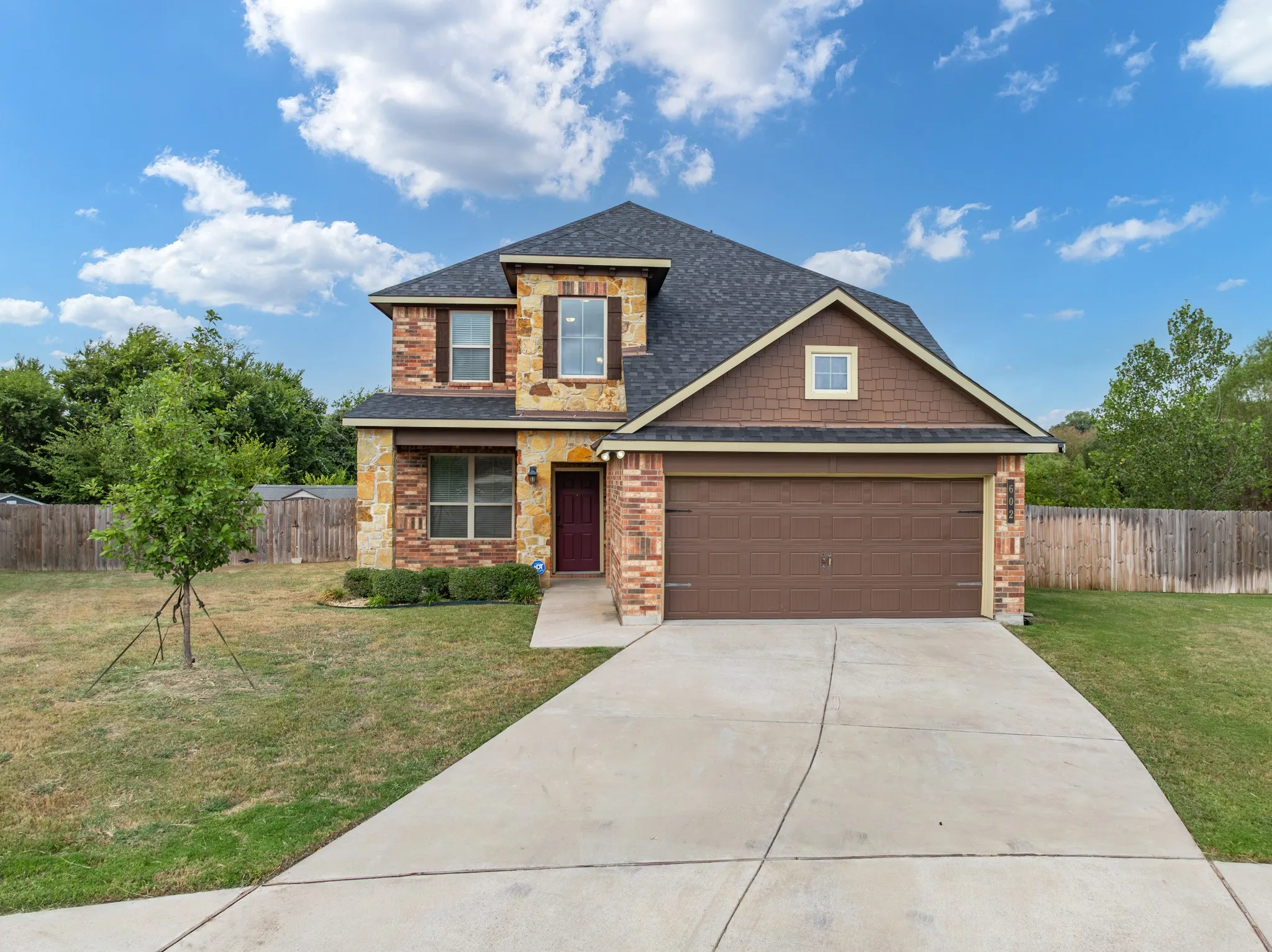 Single Family Residence For Sale in Coryell County , 602 Hobby Road, Copperas Cove, Texas 76522, 4 Bedroom, 3 Bathroom, 2 Garage spaces, 2,577 Sqft, built in 2018, mls#21401227, Real Estate Agent in Copperas Cove, Homes For Sale in Coryell county, Homes For Sale in Copperas Cove, Realtor in Copperas Cove Texas, Real Estate Brokerage Independent Realty Texas, Luminita Cordes Realtor