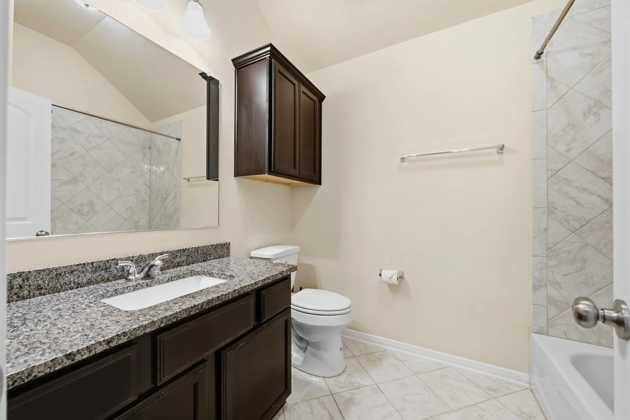Single Family Residence For Sale in Coryell County , 602 Hobby Road, Copperas Cove, Texas 76522, 4 Bedroom, 3 Bathroom, 2 Garage spaces, 2,577 Sqft, built in 2018, mls#21401227, Real Estate Agent in Copperas Cove, Homes For Sale in Coryell county, Homes For Sale in Copperas Cove, Realtor in Copperas Cove Texas, Real Estate Brokerage Independent Realty Texas, Luminita Cordes Realtor