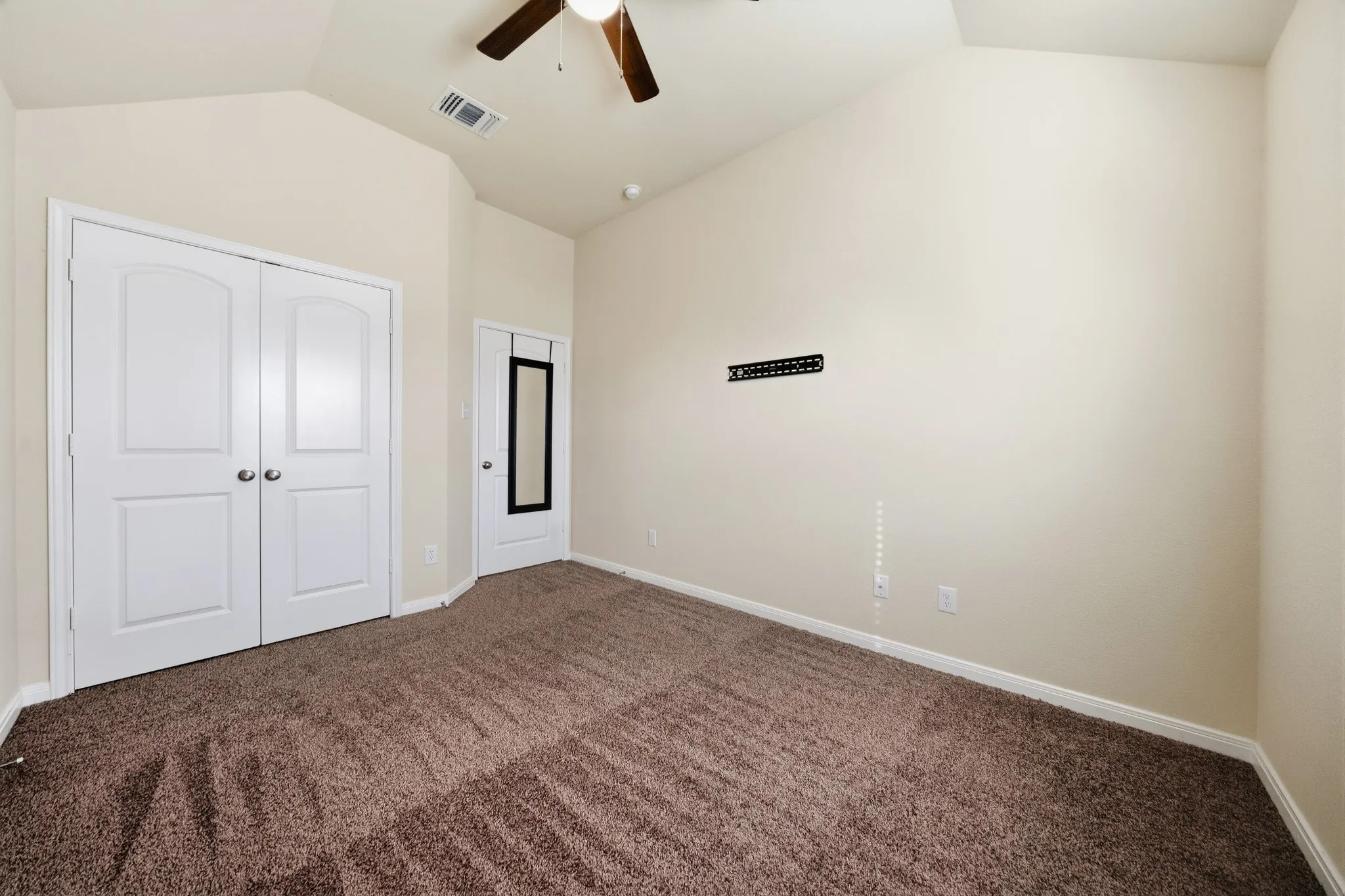 Single Family Residence For Sale in Coryell County , 602 Hobby Road, Copperas Cove, Texas 76522, 4 Bedroom, 3 Bathroom, 2 Garage spaces, 2,577 Sqft, built in 2018, mls#21401227, Real Estate Agent in Copperas Cove, Homes For Sale in Coryell county, Homes For Sale in Copperas Cove, Realtor in Copperas Cove Texas, Real Estate Brokerage Independent Realty Texas, Luminita Cordes Realtor