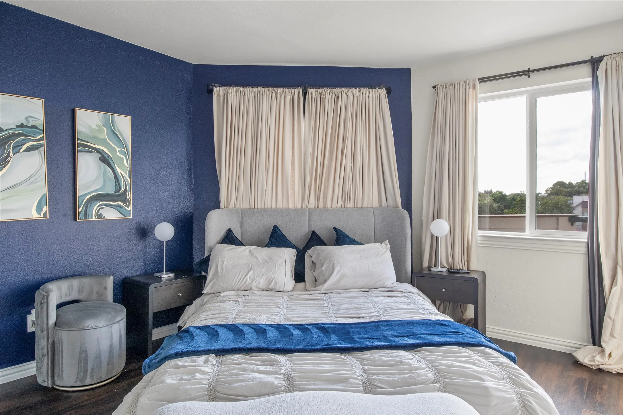 Condominium For Sale in Tarrant County , 2310 Balsam Drive B301, Arlington, Texas 76006, 1 Bedroom, 1 Bathroom, Garage spaces, 614 Sqft, built in 1981, mls#21400086, Real Estate Agent in Arlington, Homes For Sale in Tarrant county, Homes For Sale in Arlington, Realtor in Arlington Texas, Real Estate Brokerage Independent Realty Texas, Luminita Cordes Realtor