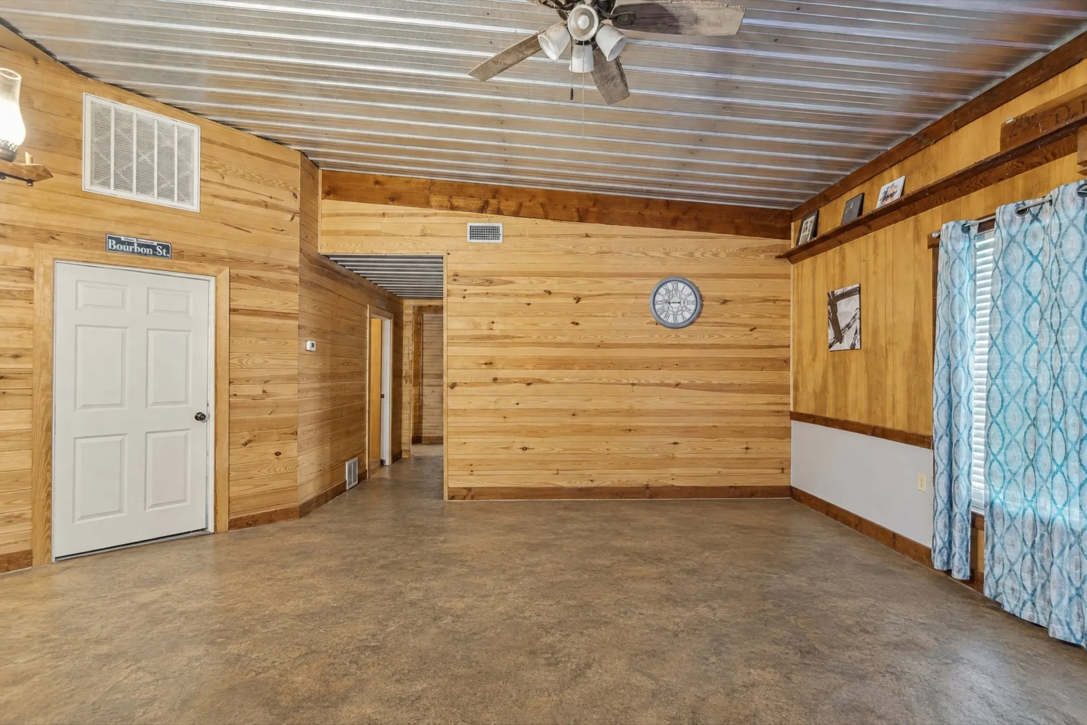 Business For Sale in Van Zandt County , 12431 US Highway 80, Fruitvale, Texas 75127, 0, 0, Garage spaces, 0 Sqft, built in 1998, mls#21385794, Real Estate Agent in Fruitvale, Homes For Sale in Van Zandt county, Homes For Sale in Fruitvale, Realtor in Fruitvale Texas, Real Estate Brokerage Independent Realty Texas, Luminita Cordes Realtor