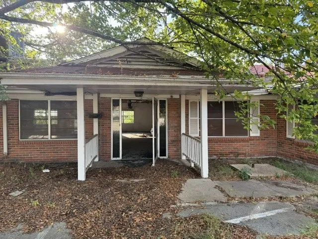 Business For Sale in Fannin County , 1601 Kennedy Street, Bonham, Texas 75418, 0, 0, Garage spaces, 21,064 Sqft, built in 1970, mls#21400515, Real Estate Agent in Bonham, Homes For Sale in Fannin county, Homes For Sale in Bonham, Realtor in Bonham Texas, Real Estate Brokerage Independent Realty Texas, Luminita Cordes Realtor