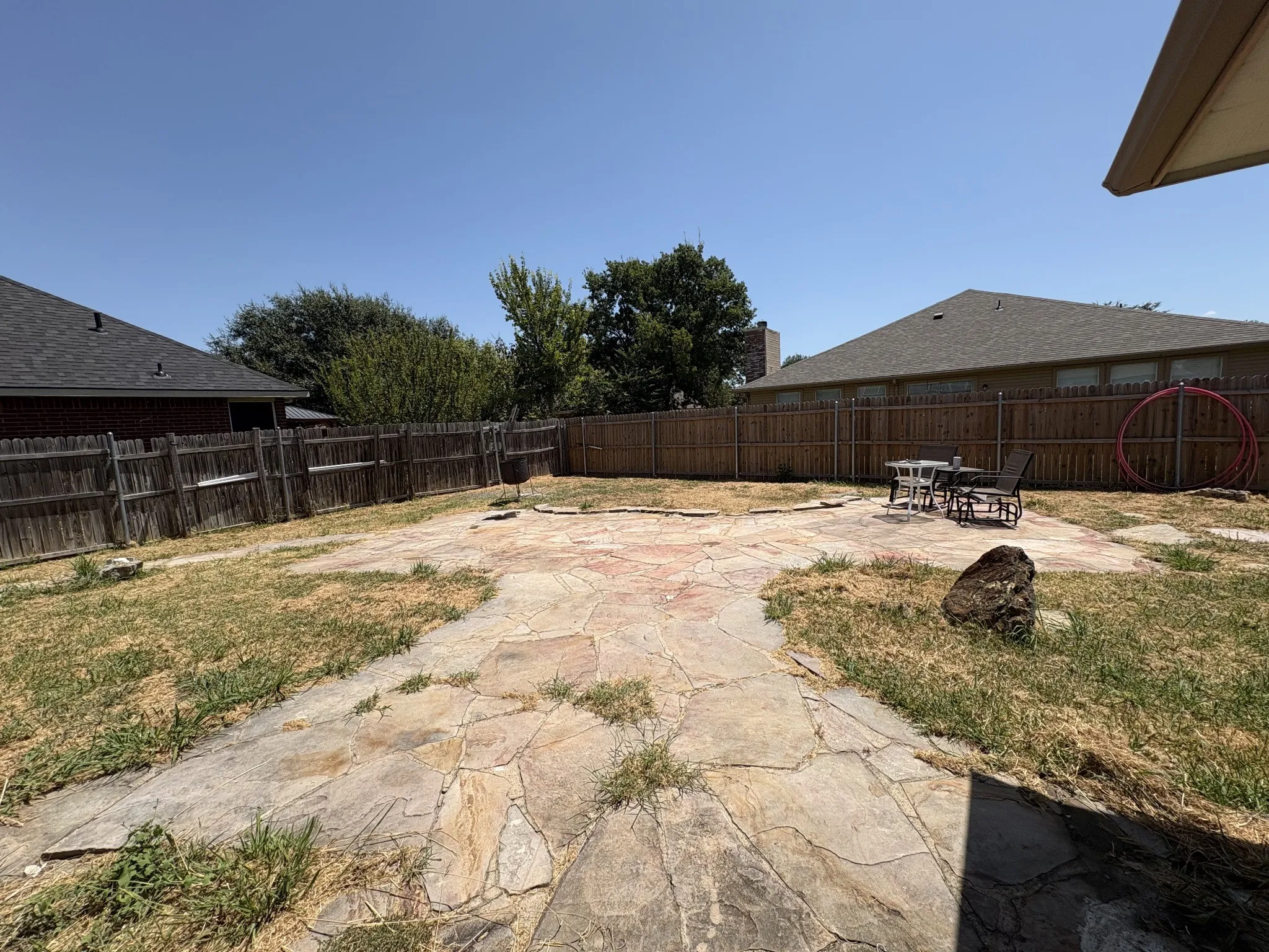 Single Family Residence For Sale in Dallas County , 8006 Weatherly Drive, Rowlett, Texas 75089, 3 Bedroom, 2 Bathroom, 2 Garage spaces, 2,031 Sqft, built in 1987, mls#21402045, Real Estate Agent in Rowlett, Homes For Sale in Dallas county, Homes For Sale in Rowlett, Realtor in Rowlett Texas, Real Estate Brokerage Independent Realty Texas, Luminita Cordes Realtor