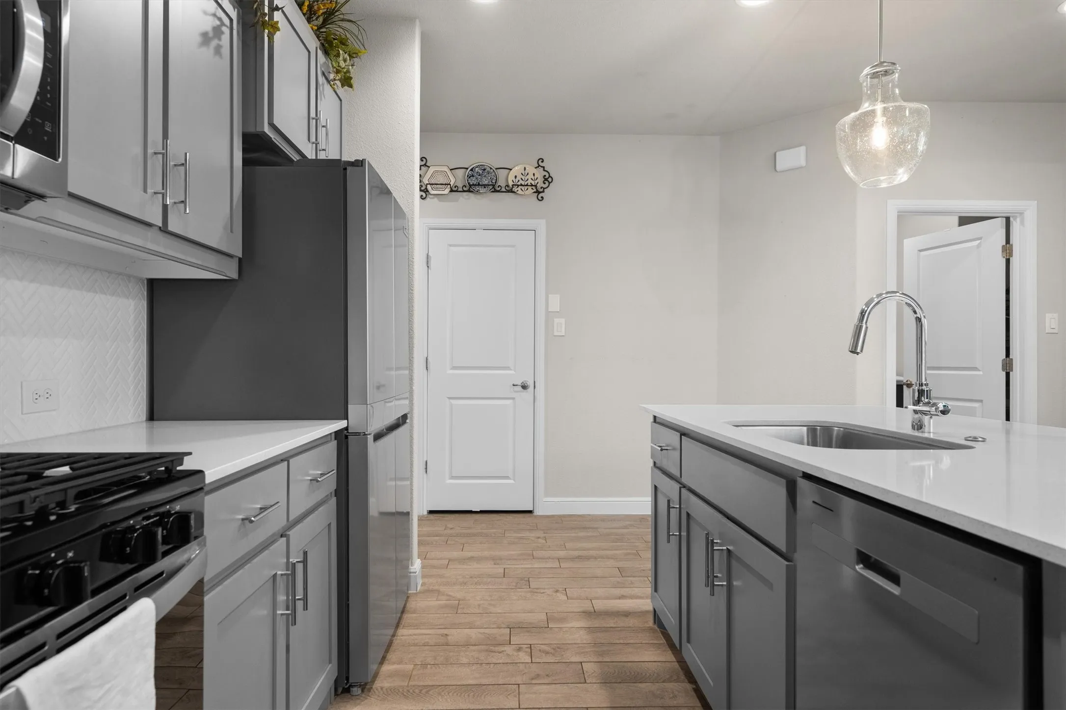 Single Family Residence For Sale in Wise County , 146 Hawksbill Lane, Rhome, Texas 76078, 4 Bedroom, 2 Bathroom, 2 Garage spaces, 2,189 Sqft, built in 2022, mls#21392029, Real Estate Agent in Rhome, Homes For Sale in Wise county, Homes For Sale in Rhome, Realtor in Rhome Texas, Real Estate Brokerage Independent Realty Texas, Luminita Cordes Realtor