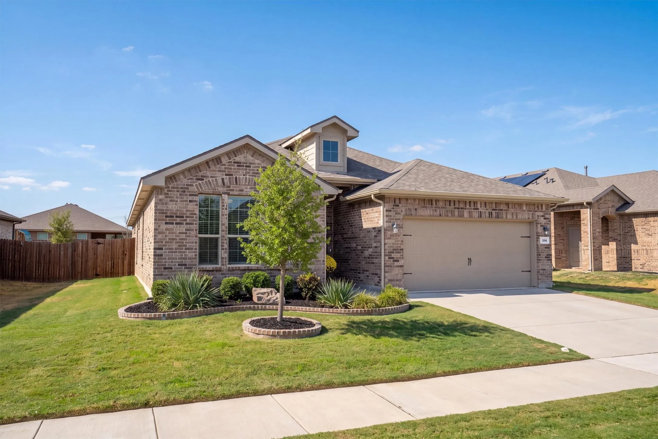 Single Family Residence For Sale in Wise County , 146 Hawksbill Lane, Rhome, Texas 76078, 4 Bedroom, 2 Bathroom, 2 Garage spaces, 2,189 Sqft, built in 2022, mls#21392029, Real Estate Agent in Rhome, Homes For Sale in Wise county, Homes For Sale in Rhome, Realtor in Rhome Texas, Real Estate Brokerage Independent Realty Texas, Luminita Cordes Realtor
