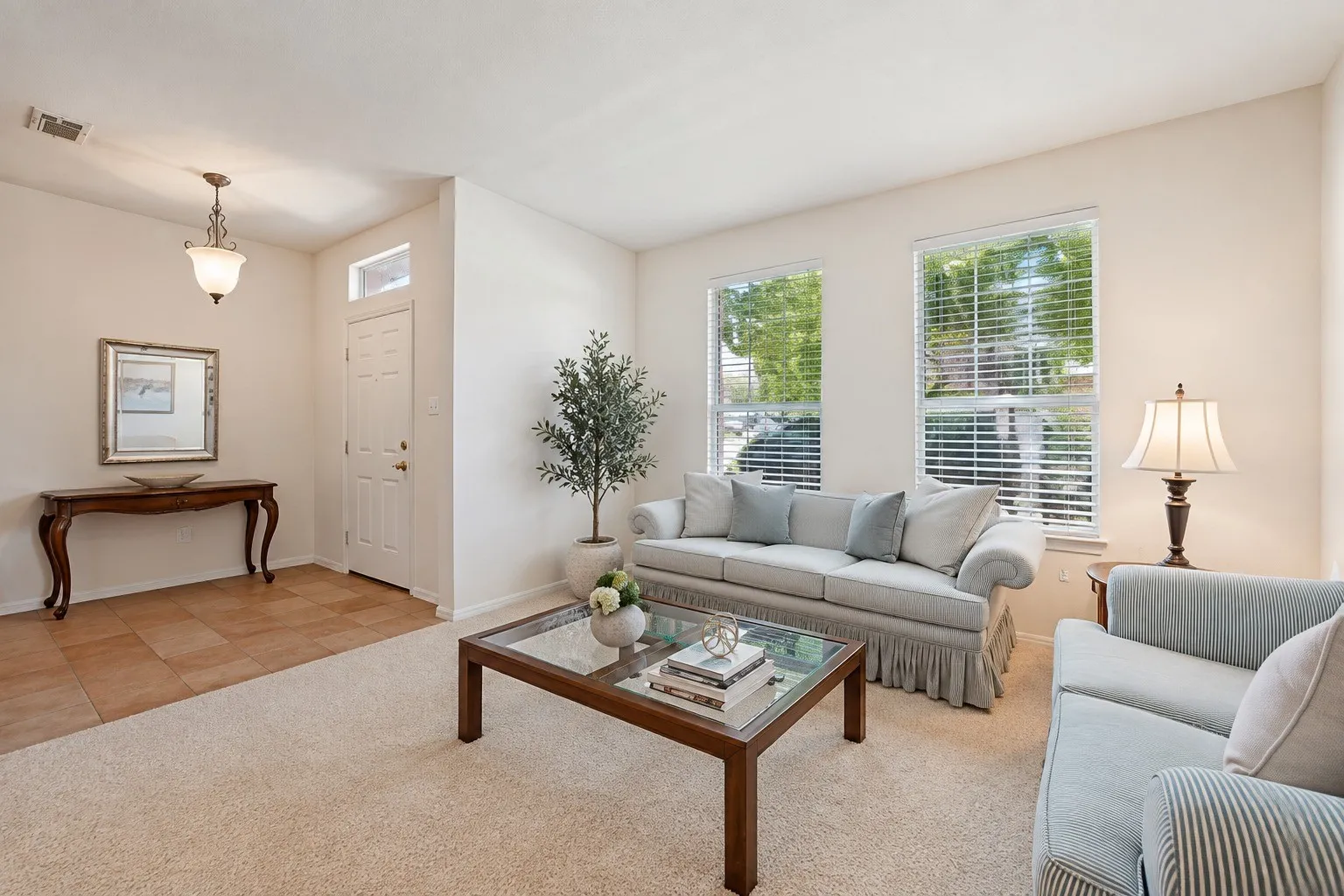 Single Family Residence For Sale in Collin County , 3113 Paradise Valley Drive, Plano, Texas 75025, 3 Bedroom, 2 Bathroom, 2 Garage spaces, 2,126 Sqft, built in 2001, mls#21400133, Real Estate Agent in Plano, Homes For Sale in Collin county, Homes For Sale in Plano, Realtor in Plano Texas, Real Estate Brokerage Independent Realty Texas, Luminita Cordes Realtor