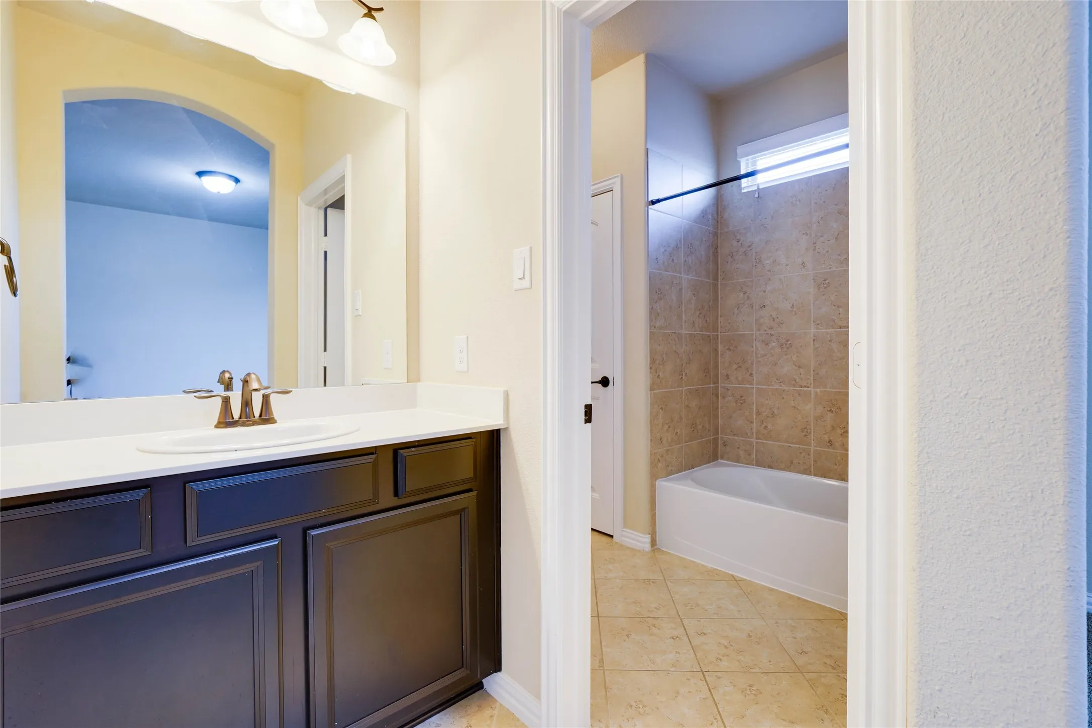 Single Family Residence For Rent in Denton County , 1262 Roma Drive, Frisco, Texas 75036, 5 Bedroom, 5 Bathroom, 2 Garage spaces, 4,192 Sqft, built in 2014, mls#21402068, Real Estate Agent in Frisco, Homes For Rent in Denton county, Homes For Rent in Frisco, Realtor in Frisco Texas, Real Estate Brokerage Independent Realty Texas, Luminita Cordes Realtor