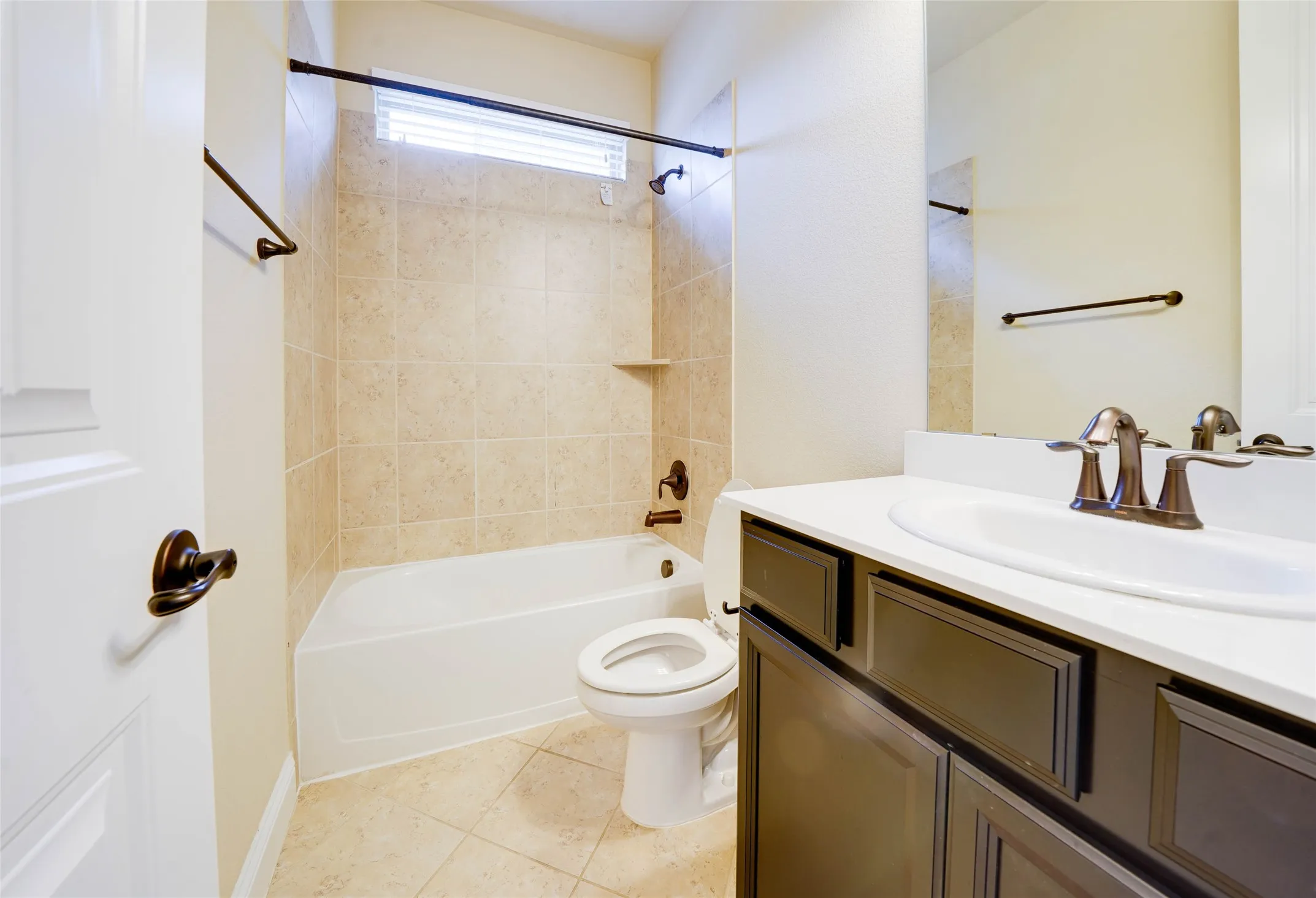 Single Family Residence For Rent in Denton County , 1262 Roma Drive, Frisco, Texas 75036, 5 Bedroom, 5 Bathroom, 2 Garage spaces, 4,192 Sqft, built in 2014, mls#21402068, Real Estate Agent in Frisco, Homes For Rent in Denton county, Homes For Rent in Frisco, Realtor in Frisco Texas, Real Estate Brokerage Independent Realty Texas, Luminita Cordes Realtor