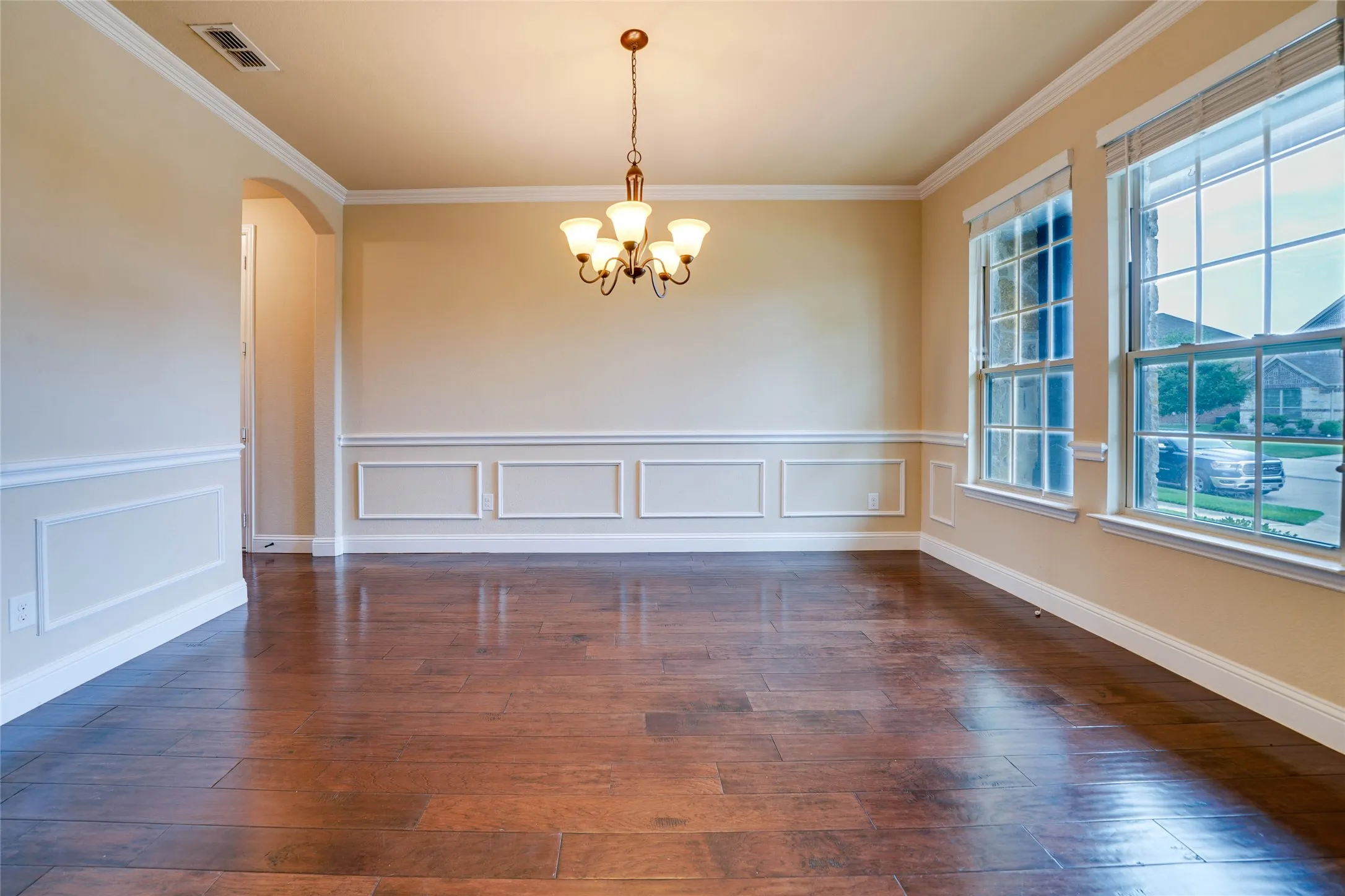 Single Family Residence For Rent in Denton County , 1262 Roma Drive, Frisco, Texas 75036, 5 Bedroom, 5 Bathroom, 2 Garage spaces, 4,192 Sqft, built in 2014, mls#21402068, Real Estate Agent in Frisco, Homes For Rent in Denton county, Homes For Rent in Frisco, Realtor in Frisco Texas, Real Estate Brokerage Independent Realty Texas, Luminita Cordes Realtor