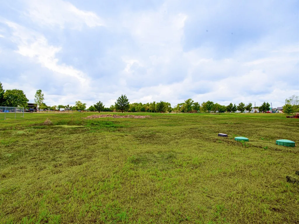 Mobile Home For Sale in Ellis County , 129 Hearne Lane, Red Oak, Texas 75154, 4 Bedroom, 2 Bathroom, Garage spaces, 2,432 Sqft, built in 2000, mls#21401433, Real Estate Agent in Red Oak, Homes For Sale in Ellis county, Homes For Sale in Red Oak, Realtor in Red Oak Texas, Real Estate Brokerage Independent Realty Texas, Luminita Cordes Realtor