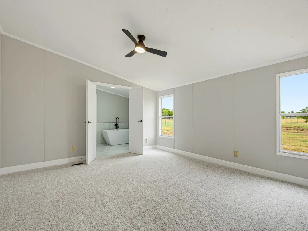 Mobile Home For Sale in Ellis County , 129 Hearne Lane, Red Oak, Texas 75154, 4 Bedroom, 2 Bathroom, Garage spaces, 2,432 Sqft, built in 2000, mls#21401433, Real Estate Agent in Red Oak, Homes For Sale in Ellis county, Homes For Sale in Red Oak, Realtor in Red Oak Texas, Real Estate Brokerage Independent Realty Texas, Luminita Cordes Realtor
