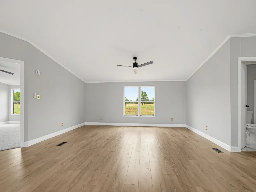 Mobile Home For Sale in Ellis County , 129 Hearne Lane, Red Oak, Texas 75154, 4 Bedroom, 2 Bathroom, Garage spaces, 2,432 Sqft, built in 2000, mls#21401433, Real Estate Agent in Red Oak, Homes For Sale in Ellis county, Homes For Sale in Red Oak, Realtor in Red Oak Texas, Real Estate Brokerage Independent Realty Texas, Luminita Cordes Realtor