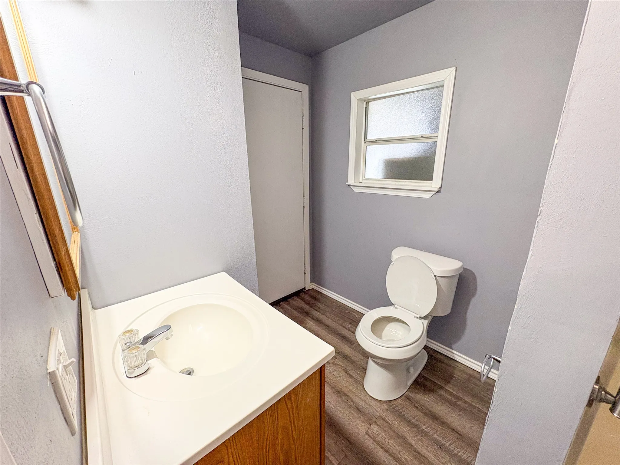 Single Family Residence For Rent in Grayson County , 528 W Florence, Denison, Texas 75020, 3 Bedroom, 2 Bathroom, 1 Garage spaces, 1,174 Sqft, built in 1910, mls#21402111, Real Estate Agent in Denison, Homes For Rent in Grayson county, Homes For Rent in Denison, Realtor in Denison Texas, Real Estate Brokerage Independent Realty Texas, Luminita Cordes Realtor