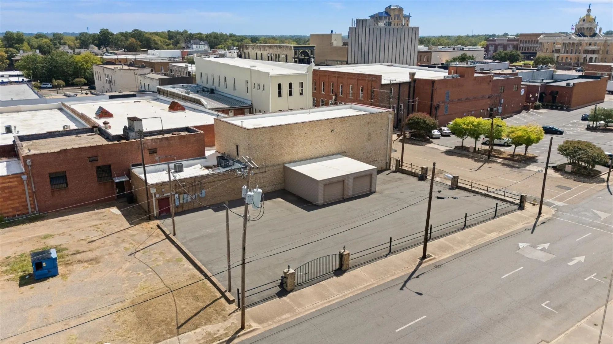 Office For Sale in Harrison County , 107 W Rusk, Marshall, Texas 75670, 0, 0, Garage spaces, 0 Sqft, built in 1940, mls#21398158, Real Estate Agent in Marshall, Homes For Sale in Harrison county, Homes For Sale in Marshall, Realtor in Marshall Texas, Real Estate Brokerage Independent Realty Texas, Luminita Cordes Realtor